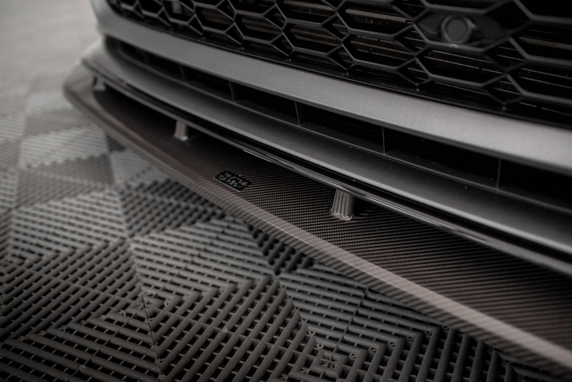 Carbon Fiber Front Splitter Audi RS6 C8 / RS7 C8