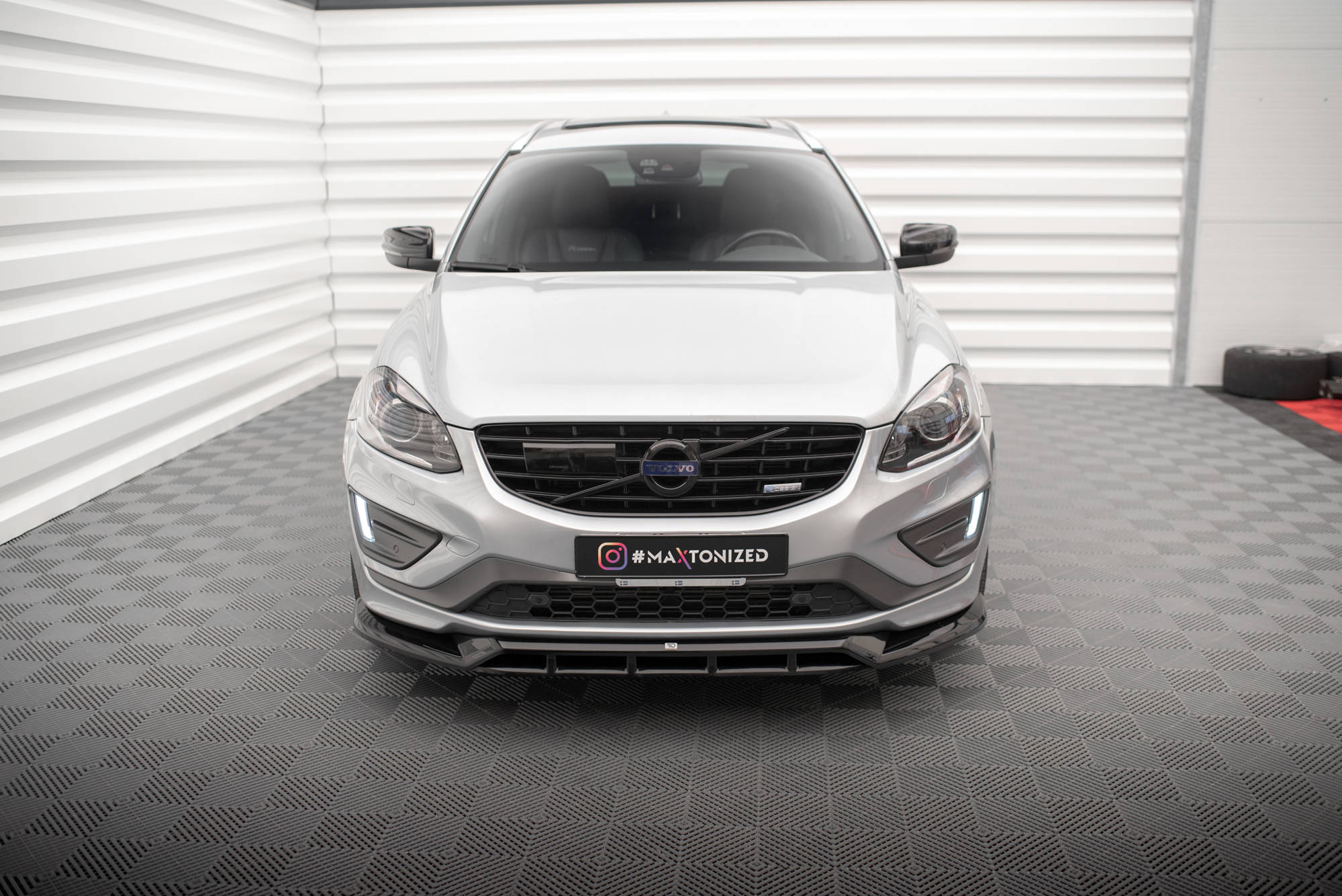 Front Splitter Volvo XC60 R-Design Mk1 Facelift