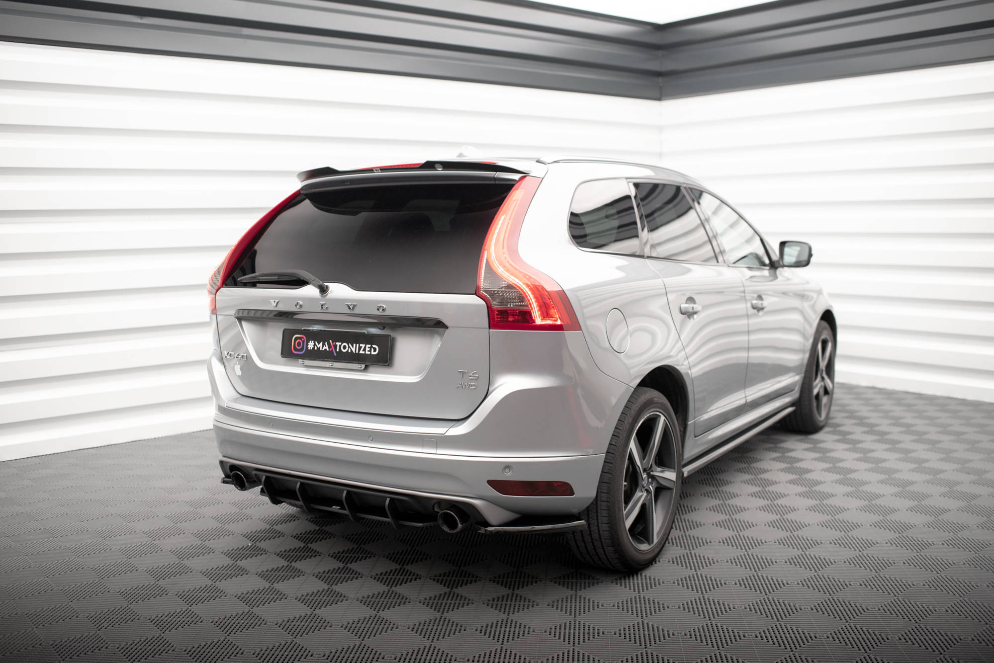 Rear Side Splitters Volvo XC60 R-Design Mk1 Facelift