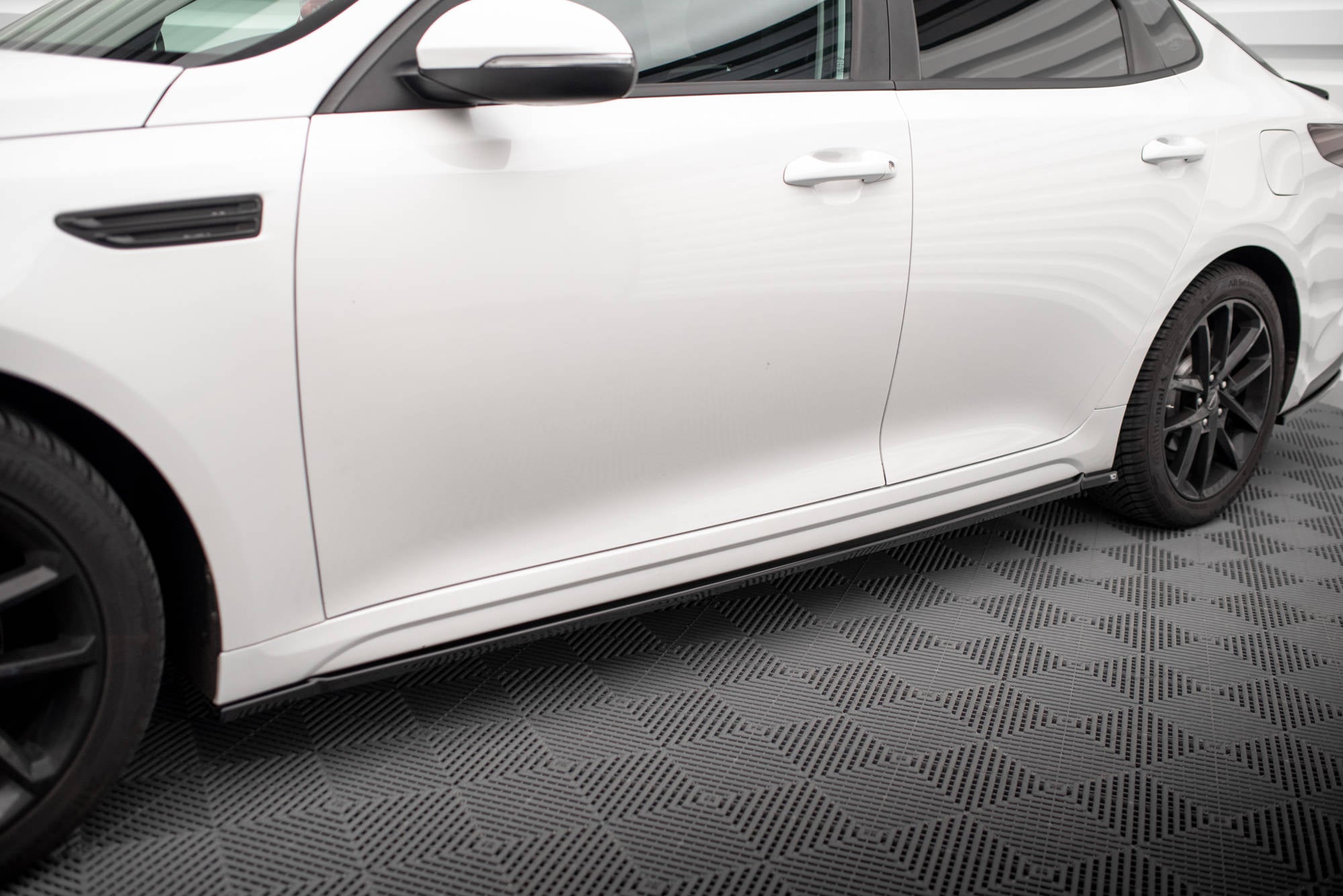 Side Skirts Diffusers Kia Optima Mk4 Facelift