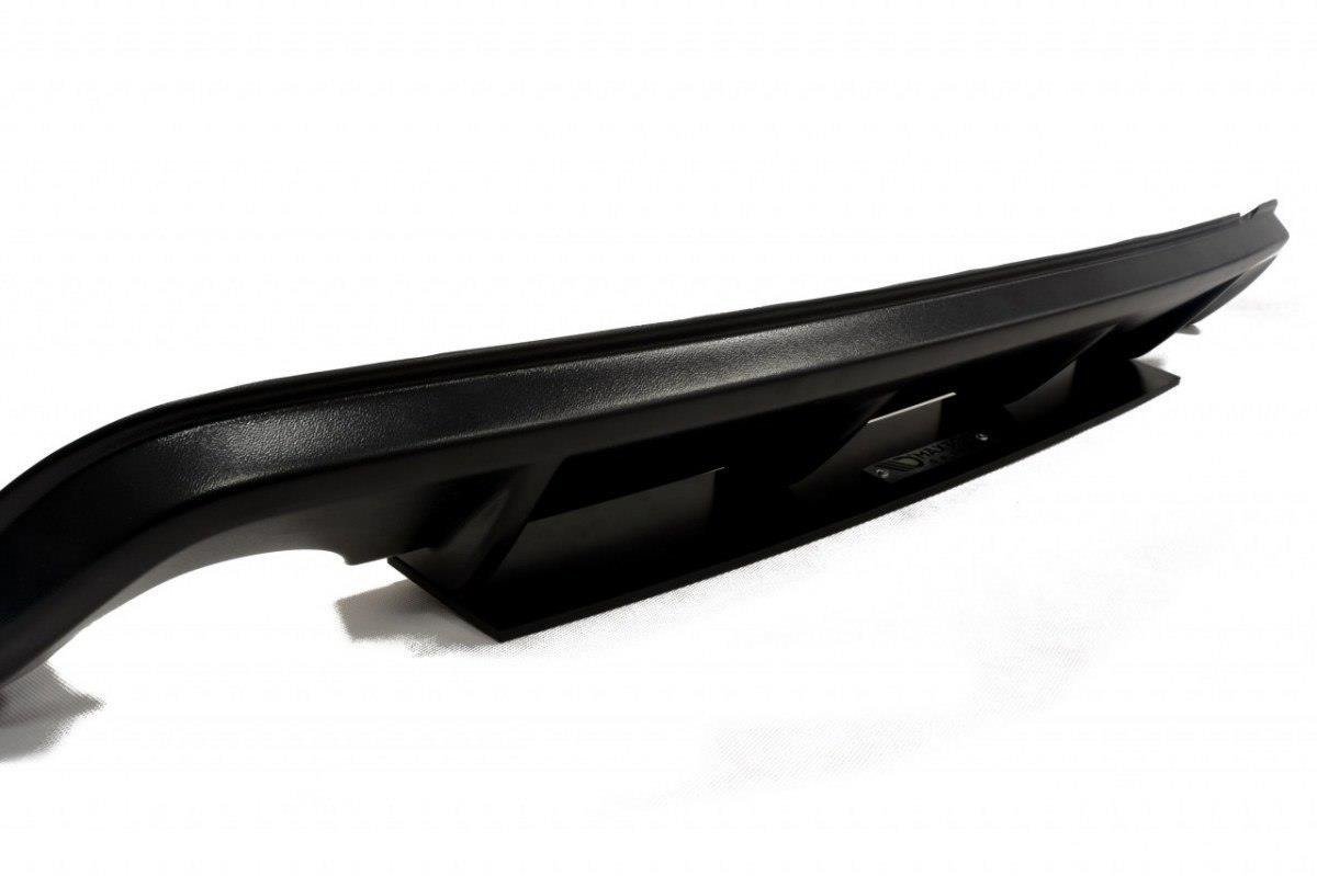 Central Rear Splitter Ford Focus ST Mk2