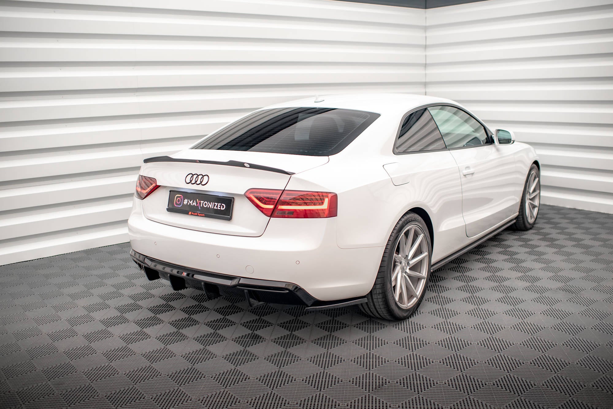 Rear Side Splitters Audi A5 Coupe 8T Facelift