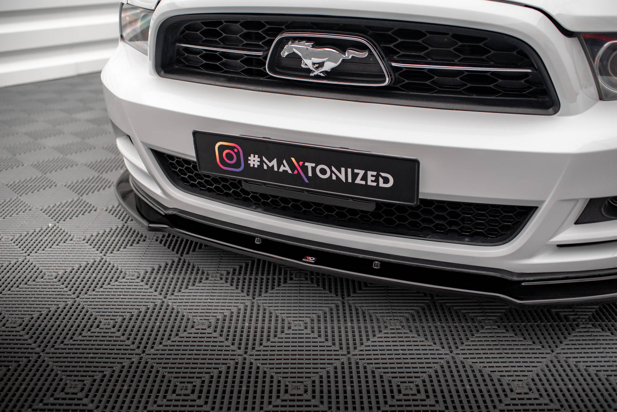 Front Splitter Ford Mustang Mk5 Facelift