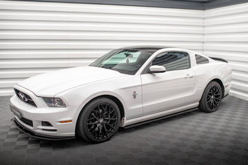 Side Skirts Diffusers Ford Mustang Mk5 Facelift - 0