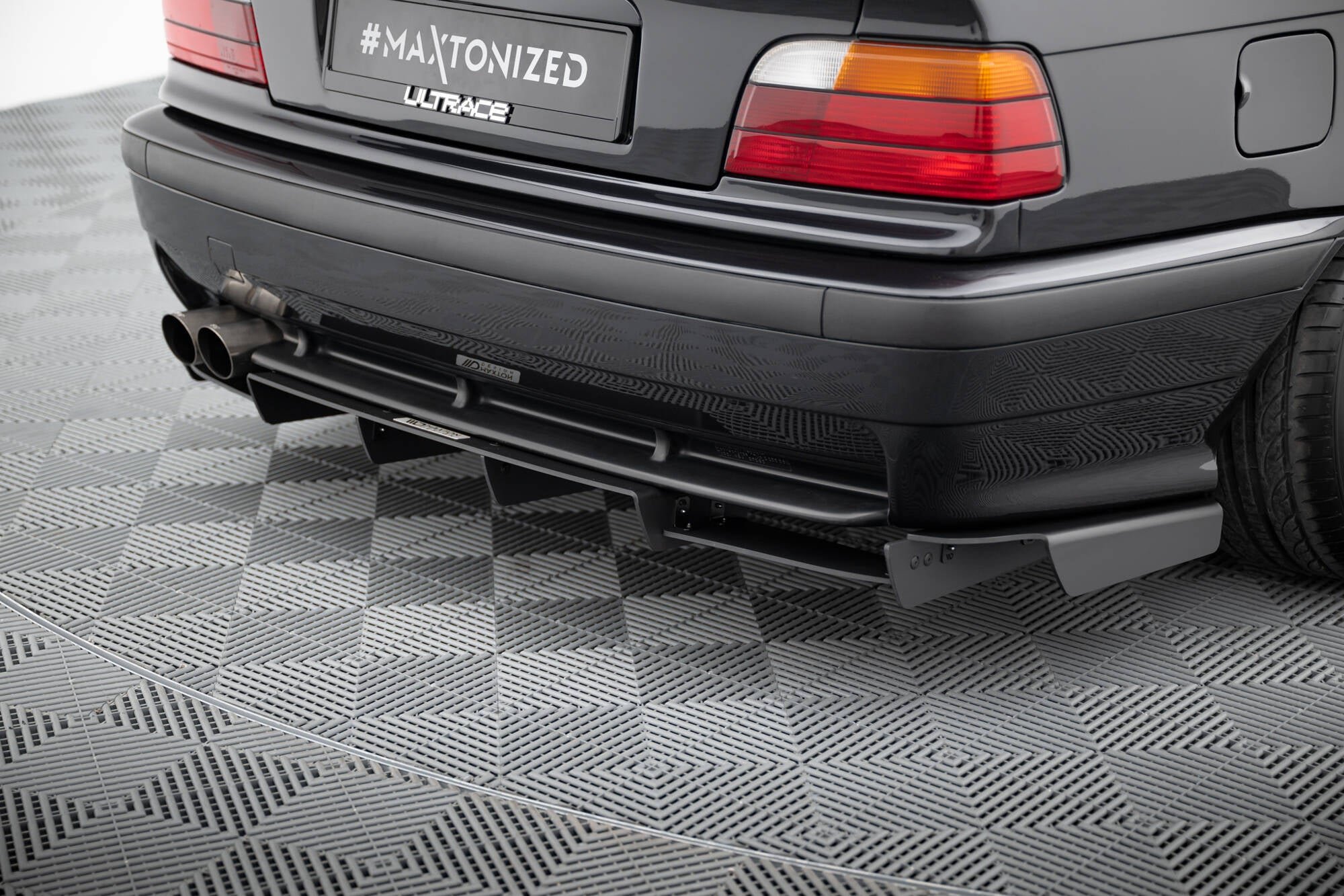 REAR DIFFUSER BMW M3 / 3 M-Pack E36 Coupe