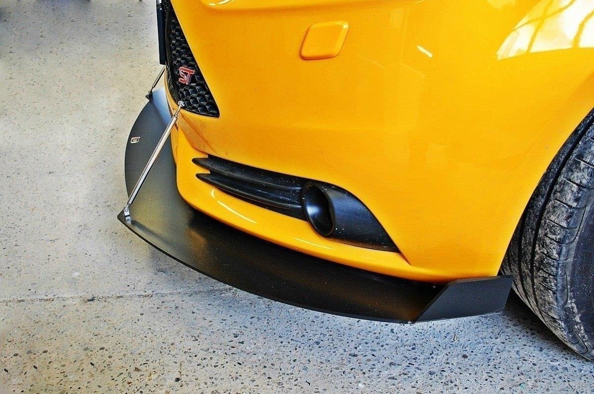 Racing Front Splitter V.2 Ford Focus ST Mk3