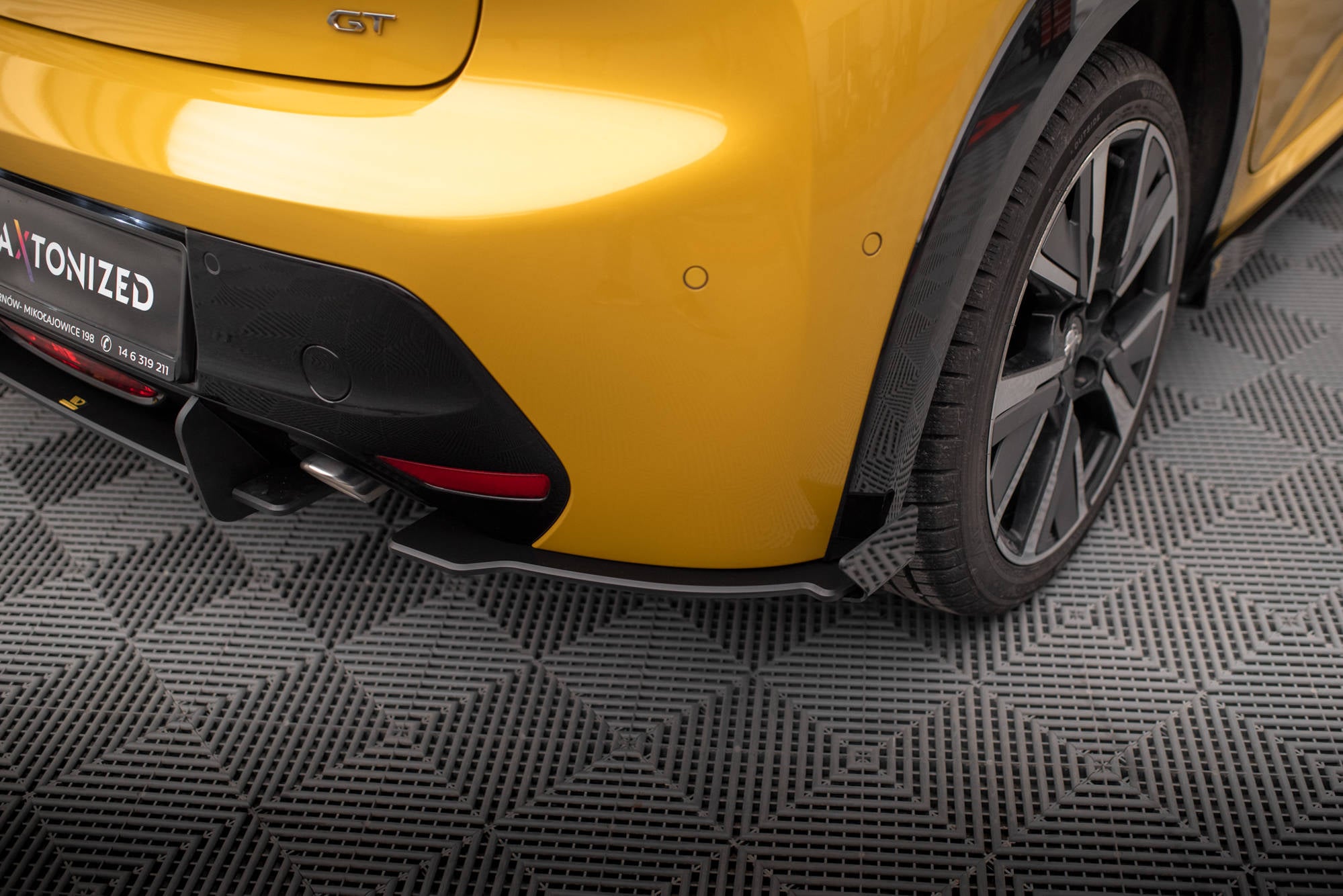Street Pro Rear Side Splitters + Flaps Peugeot 208 GT Mk2