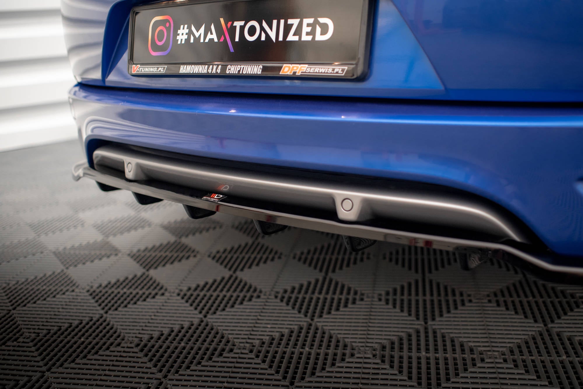 Rear Splitter (with vertical bars) Renault Megane GT Line Grandtour Mk3 Facelift