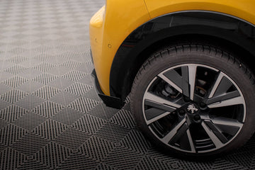 Rear Side Flaps Peugeot 208 GT Mk2 - 0