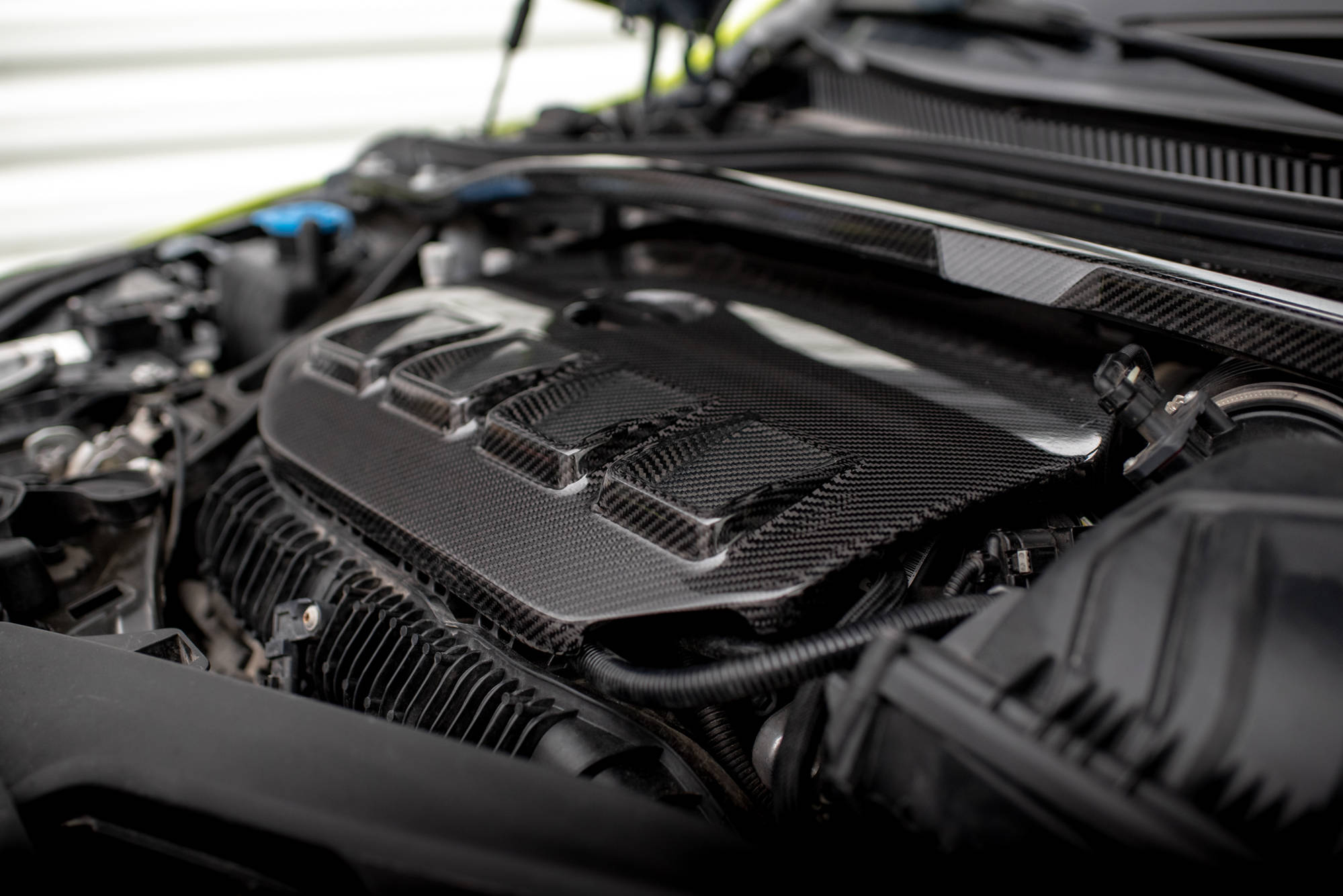 Carbon Fiber Engine Cover BMW 1 F40 M135i