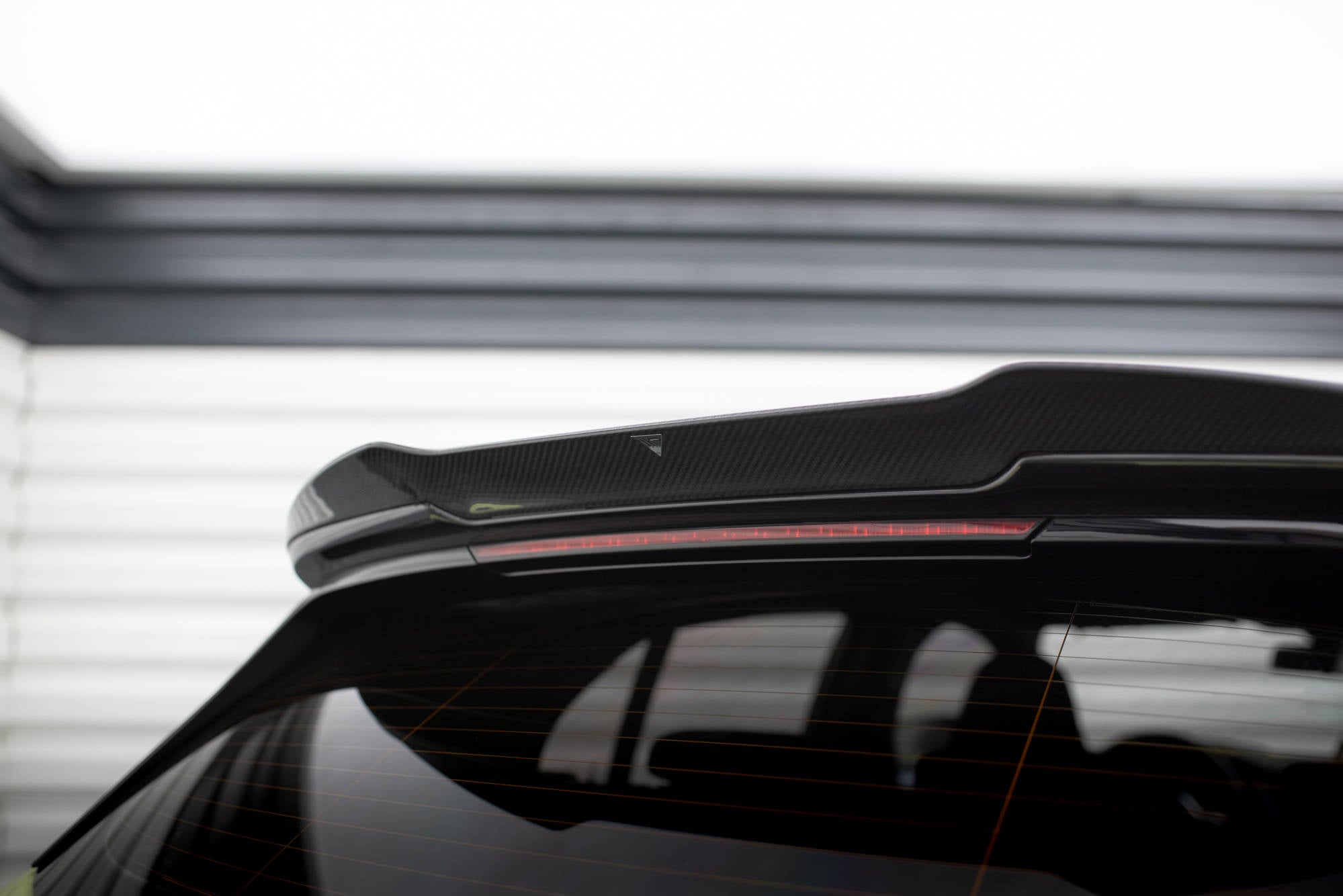 Prepreg Carbon Fiber Tailgate Spoiler BMW M135i F40