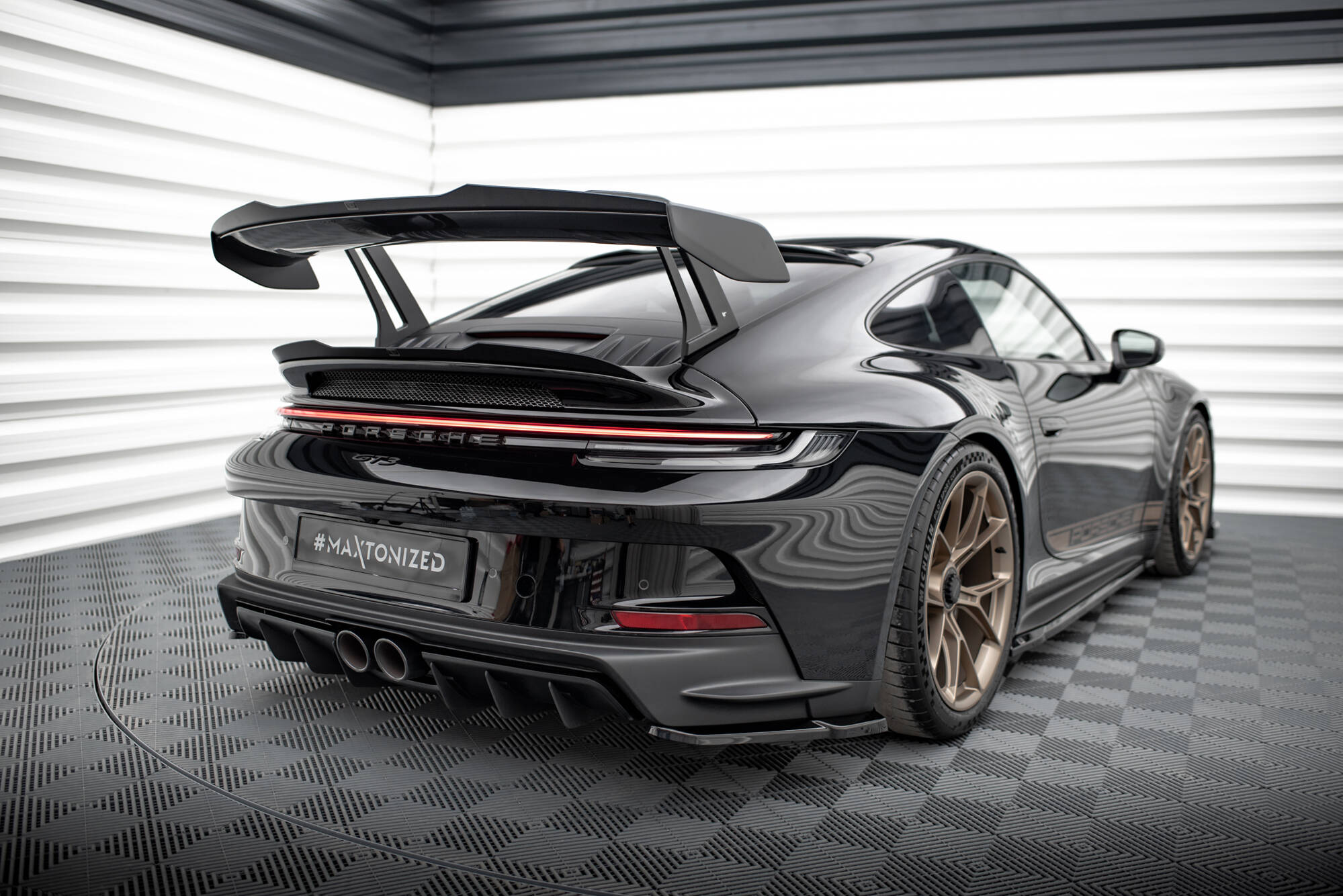 Lower Spoiler Cap Porsche 911 992 GT3