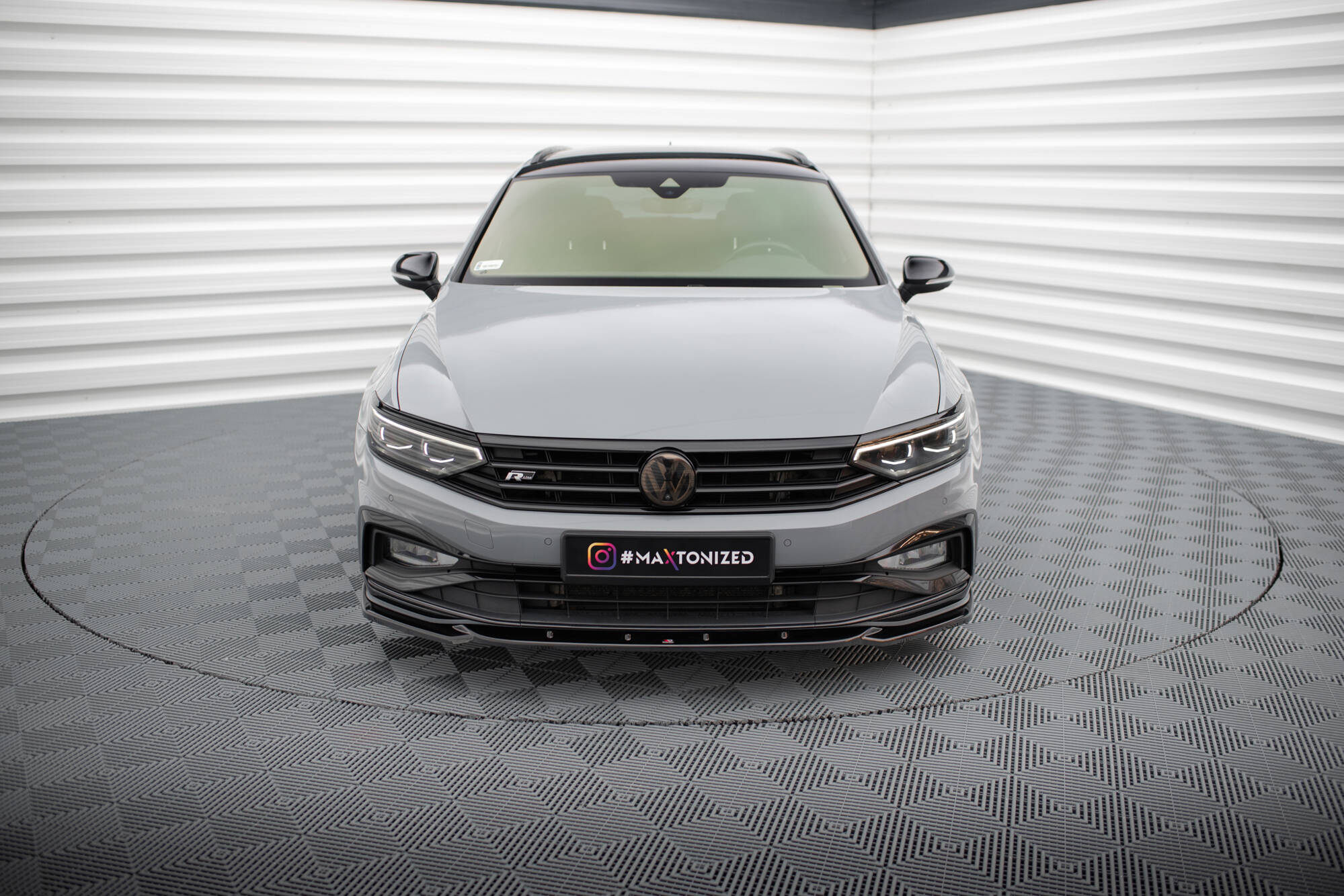 Front Splitter V.2 Volkswagen Passat R-Line B8 Facelift