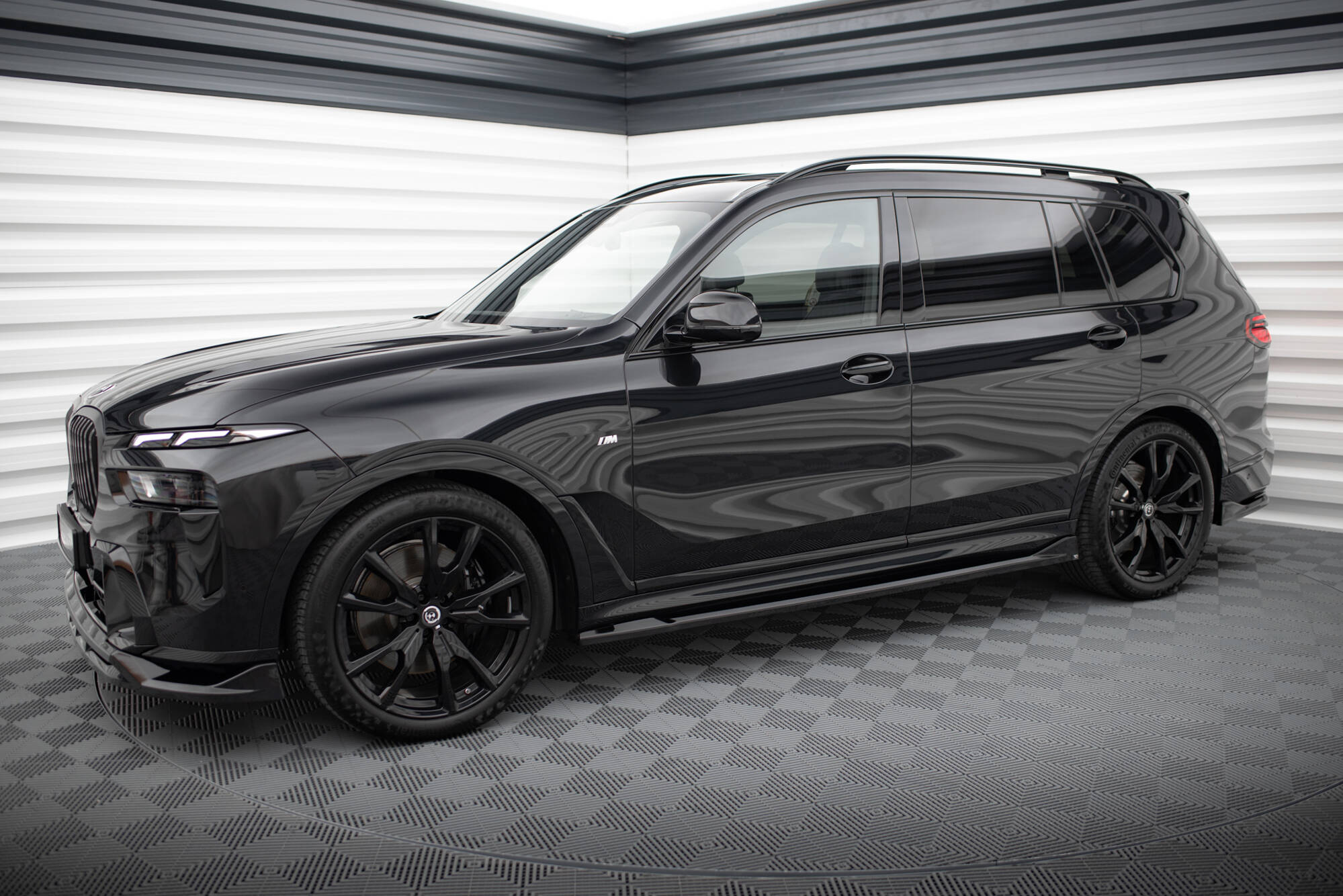 Side Skirts Diffusers BMW X7 M-Pack G07 Facelift