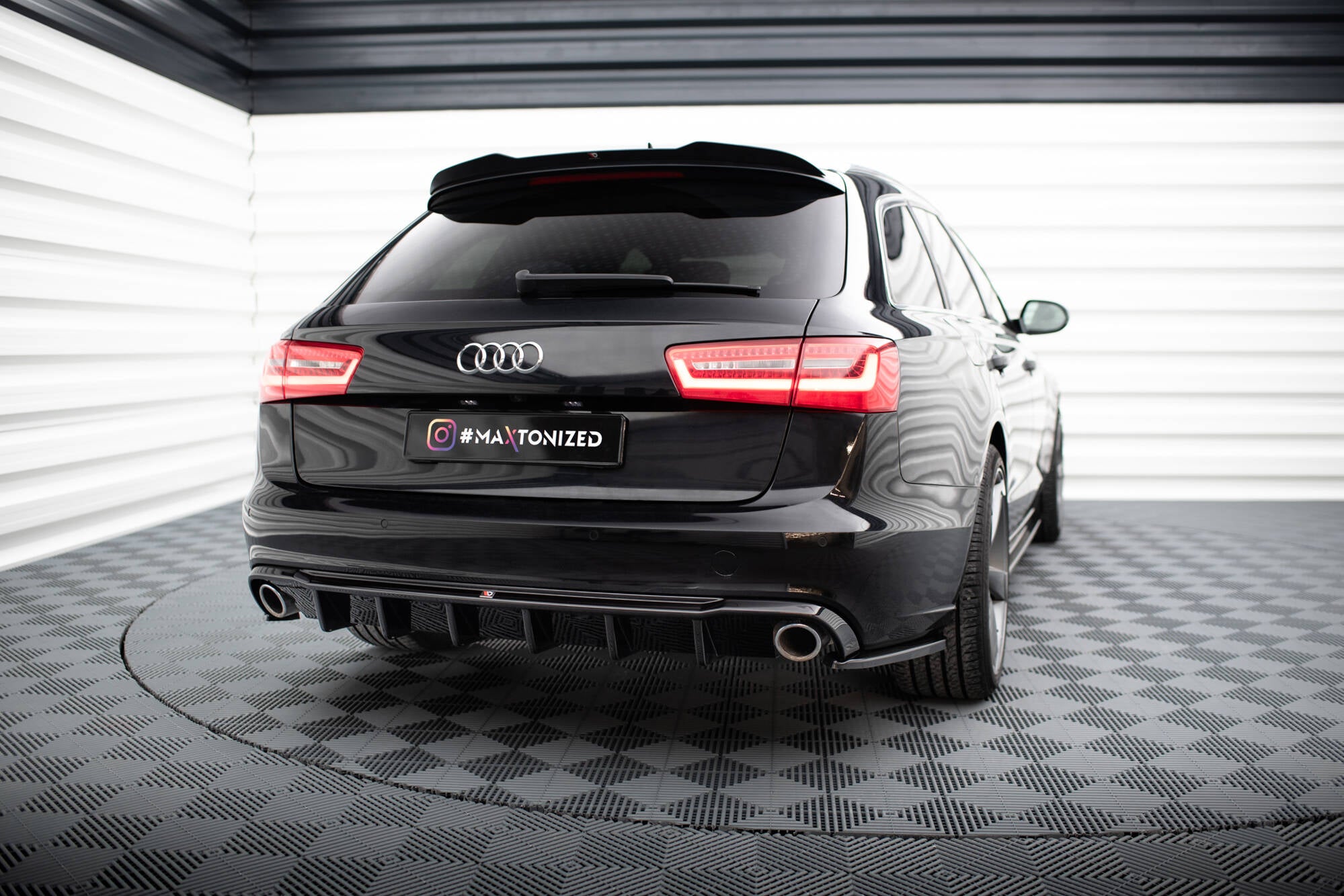 Rear Valance Audi A6 Avant C7 (Version with single exhausts on both sides)