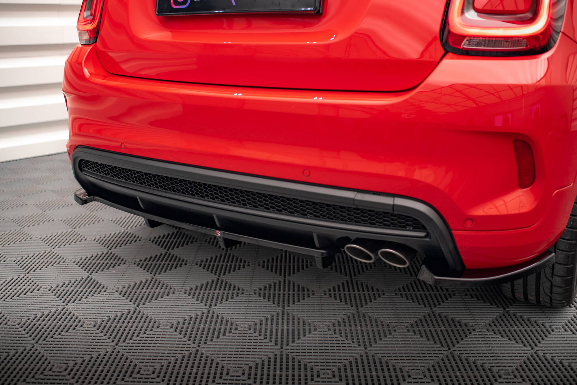 Rear Splitter (with vertical bars) Fiat 500X Sport Mk1 Facelift