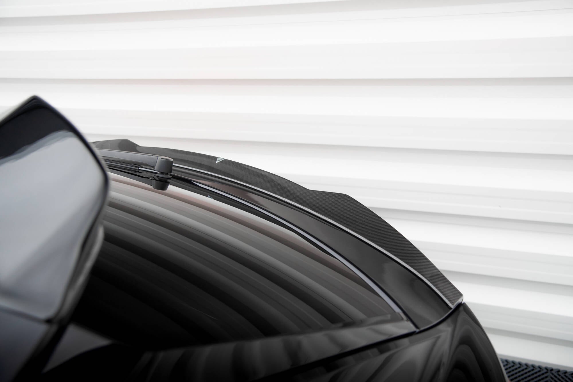 Carbon Fiber Tailgate Spoiler (Lower) Audi RSQ8 / SQ8 / Q8 S-Line Mk1