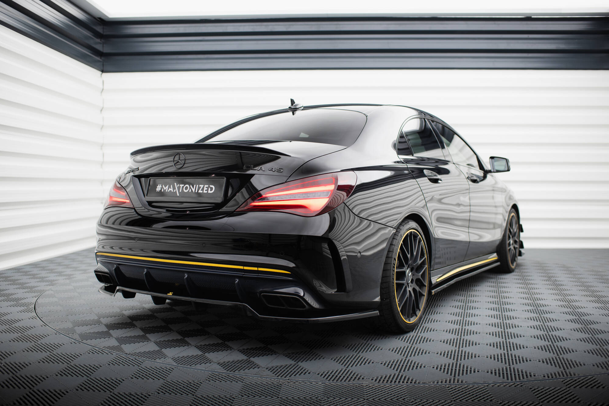 Rear Splitter (with vertical bars) Mercedes-AMG CLA 45 C117 Facelift