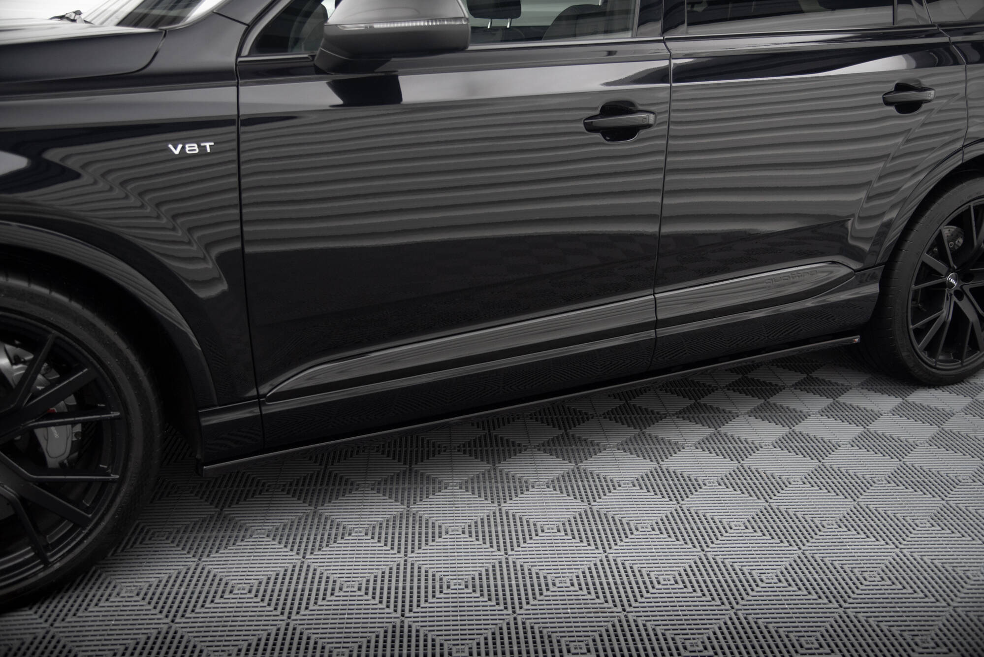 Side Skirts Diffusers V.2 Audi SQ7 / Q7 S-Line Mk2