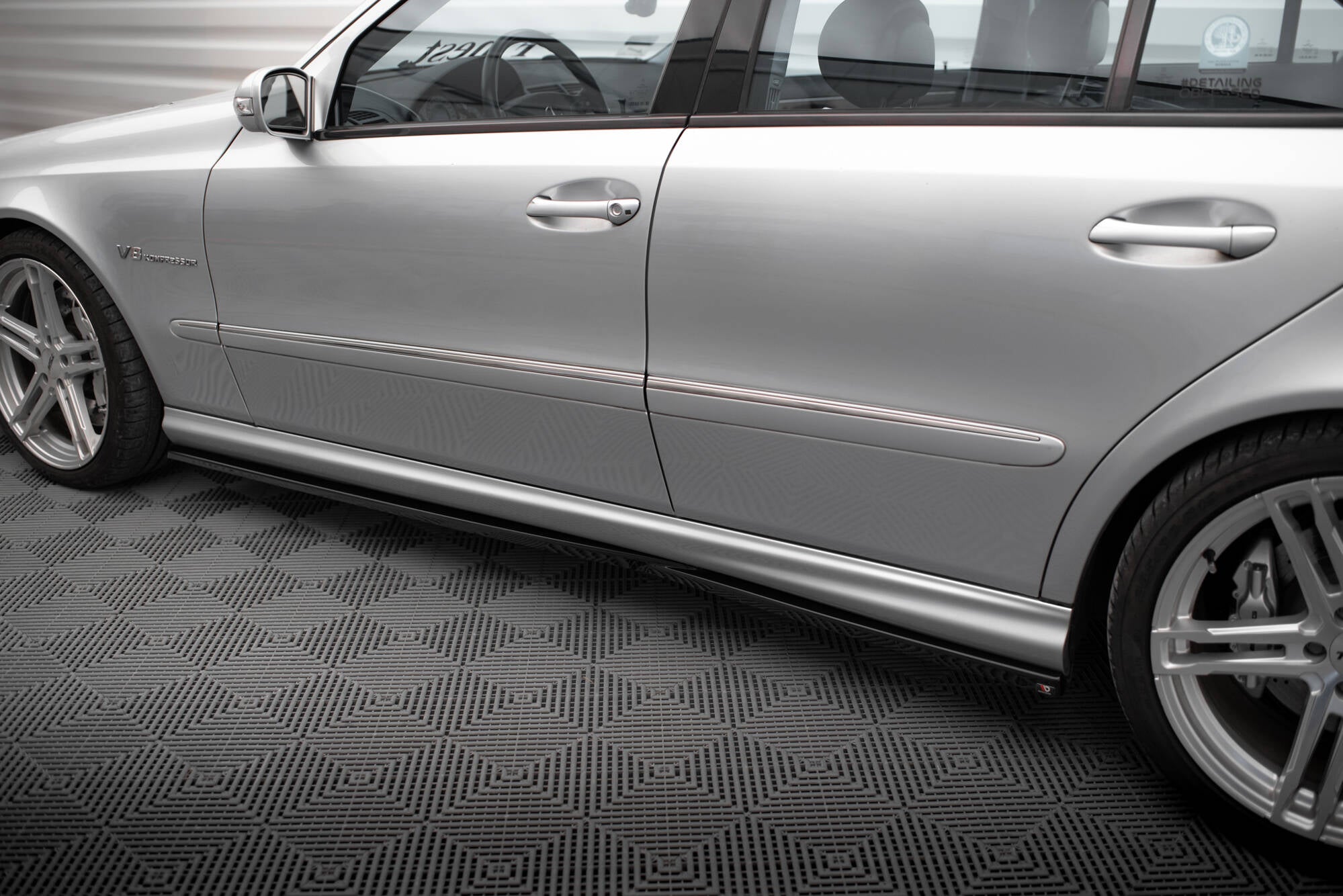 Side Skirts Diffusers Mercedes-Benz E 55 AMG W211