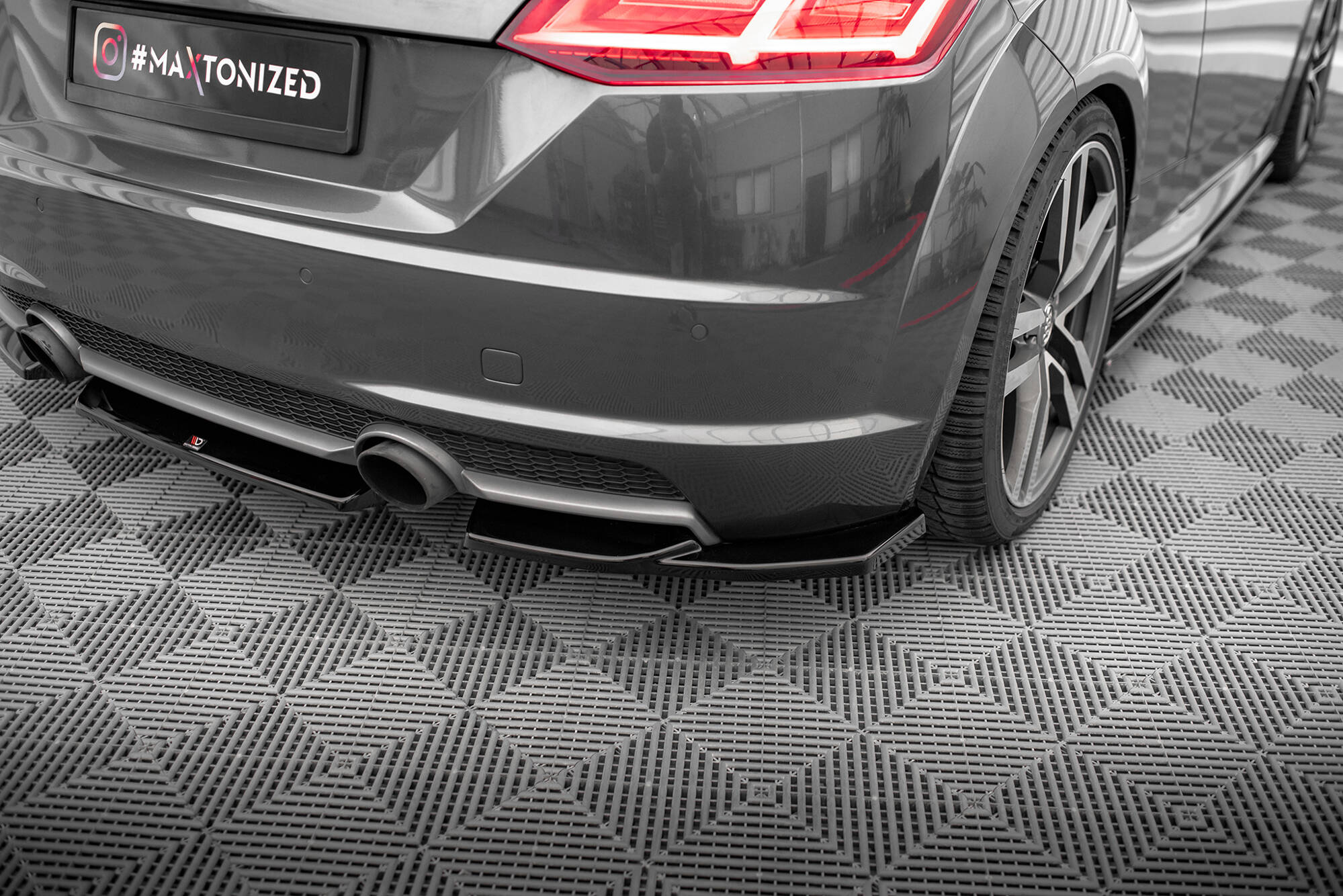 Rear Side Splitters V.1 Audi TT S-Line 8S