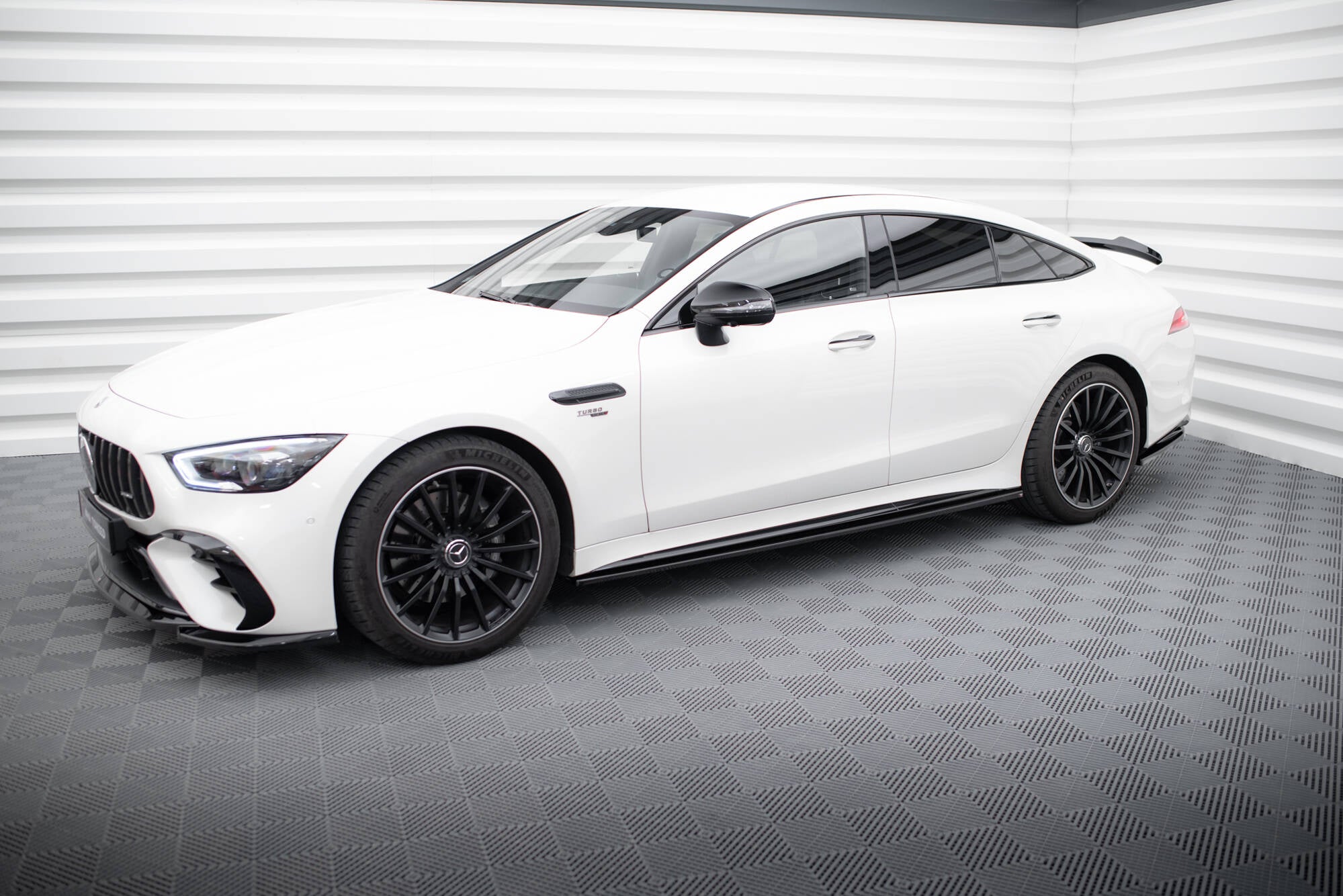 Side Skirts Diffusers Mercedes-AMG GT 43 4 Door Coupe V8 Styling Package