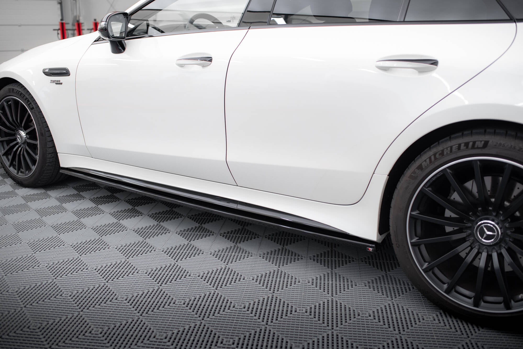 Side Skirts Diffusers Mercedes-AMG GT 43 4 Door Coupe V8 Styling Package