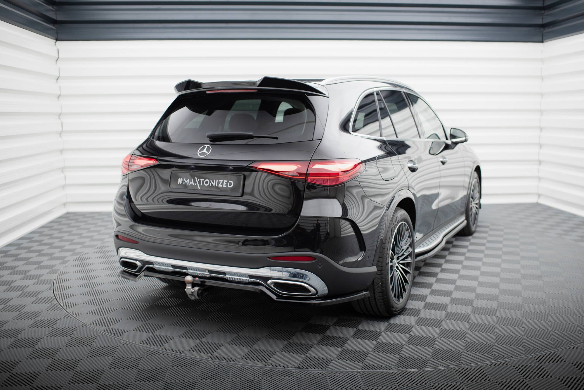 Rear Splitter (with vertical bars) Mercedes-Benz GLC AMG-Line X254