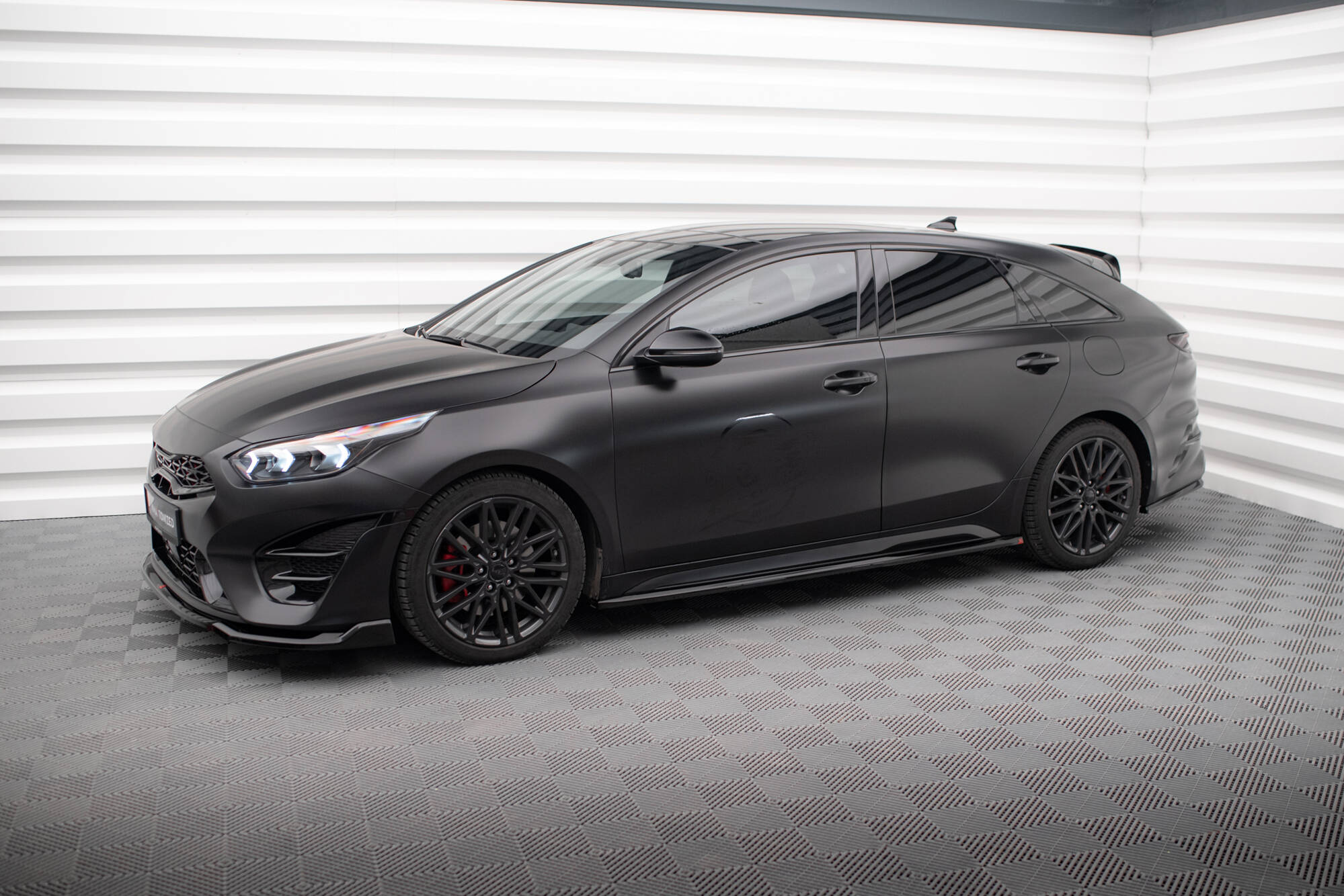 Side Skirts Diffusers Kia Proceed GT Mk1 Facelift / Ceed GT Mk3 Facelift