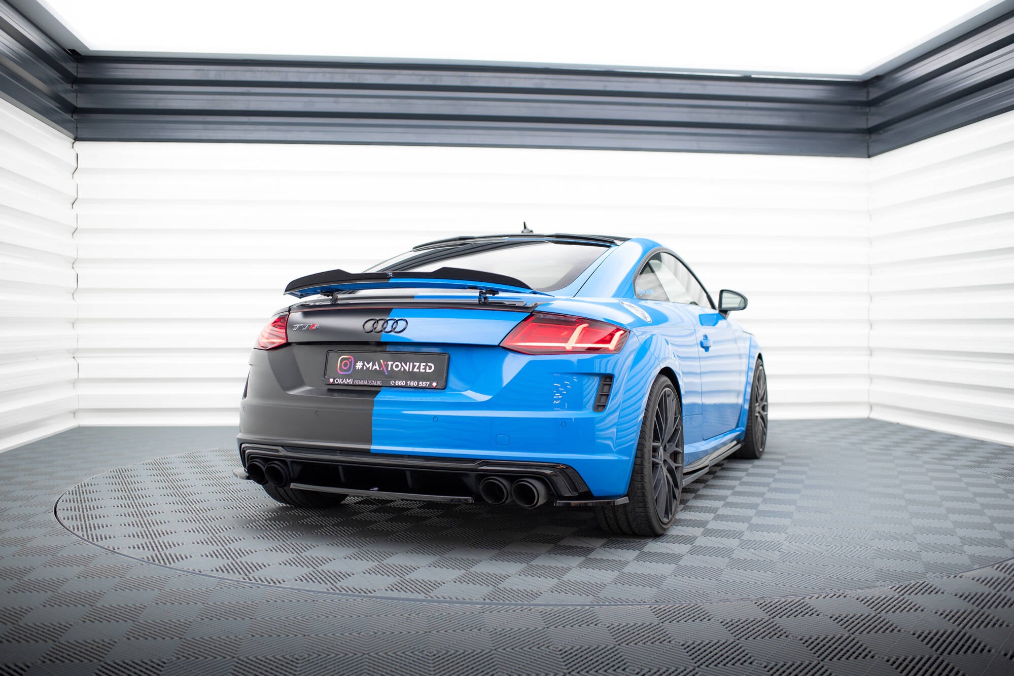 The extension of the rear window Audi TT S 8S Facelift