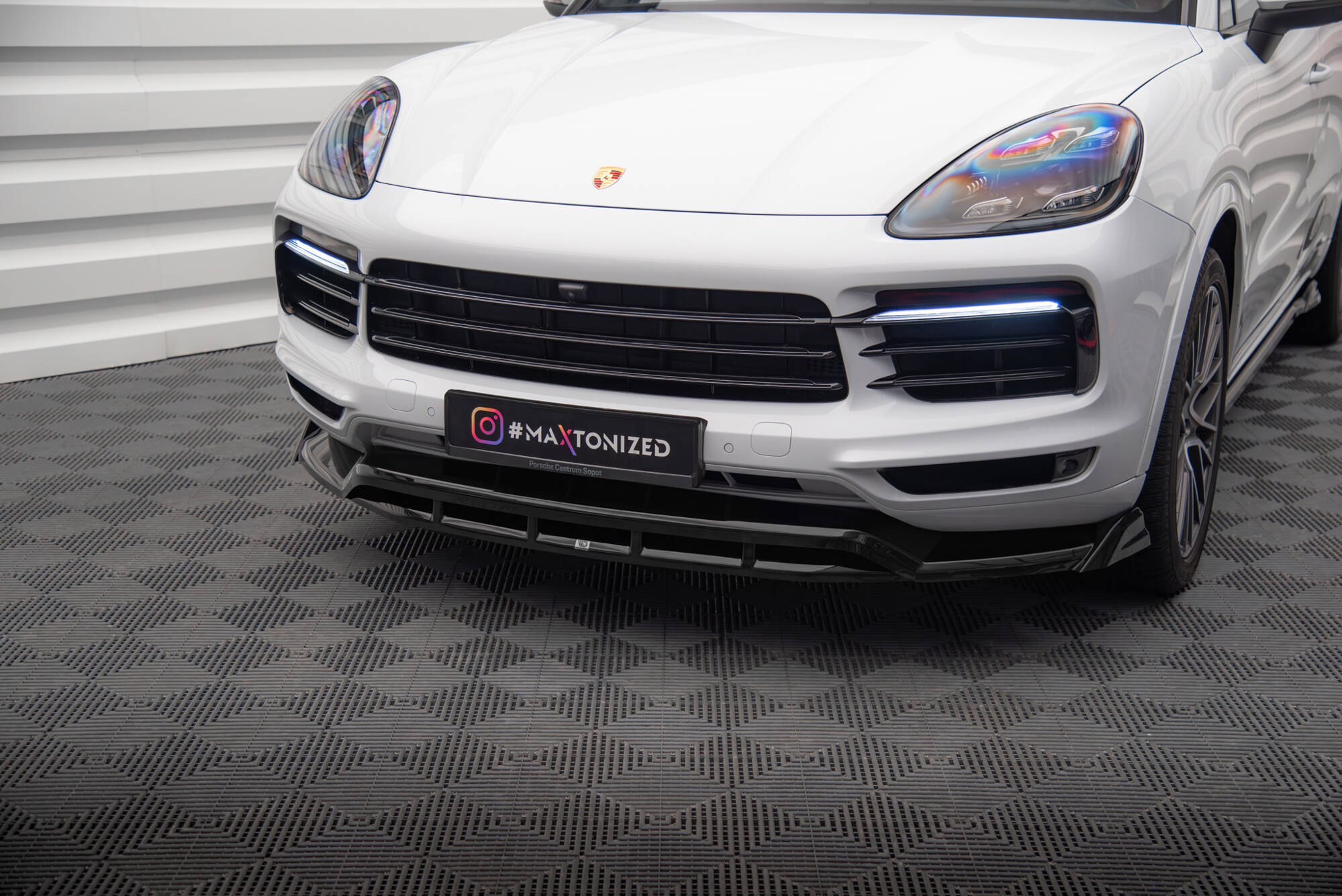 Front Splitter Porsche Cayenne Coupe Mk3