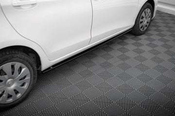 Side Skirts Diffusers Toyota Yaris Mk3 Facelift - 0