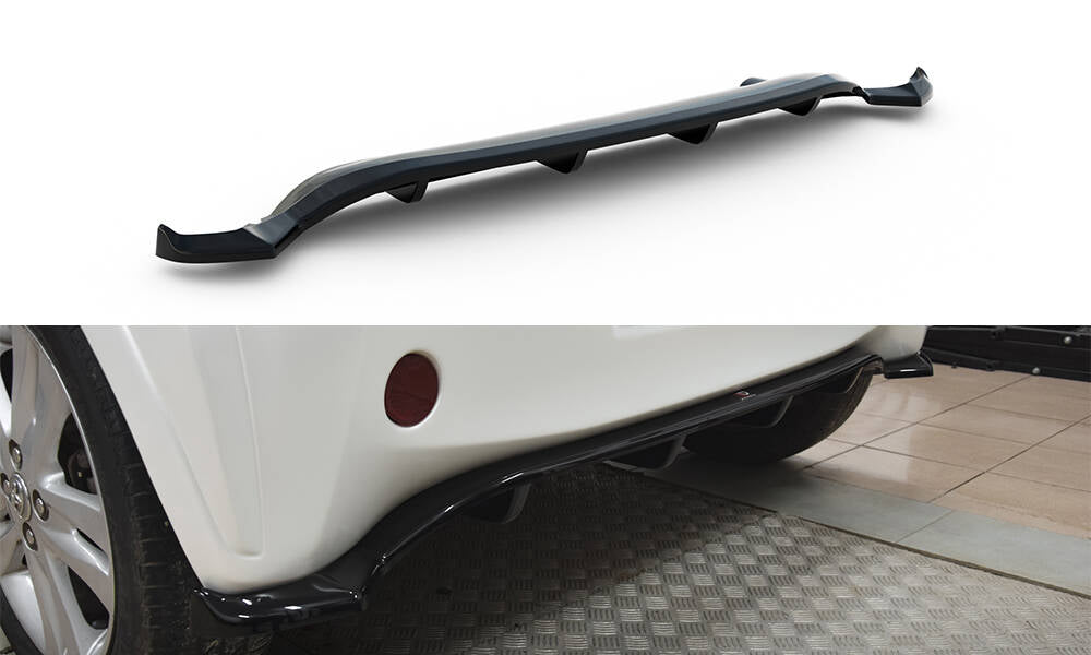 Central Rear Splitter (with vertical bars) Toyota IQ