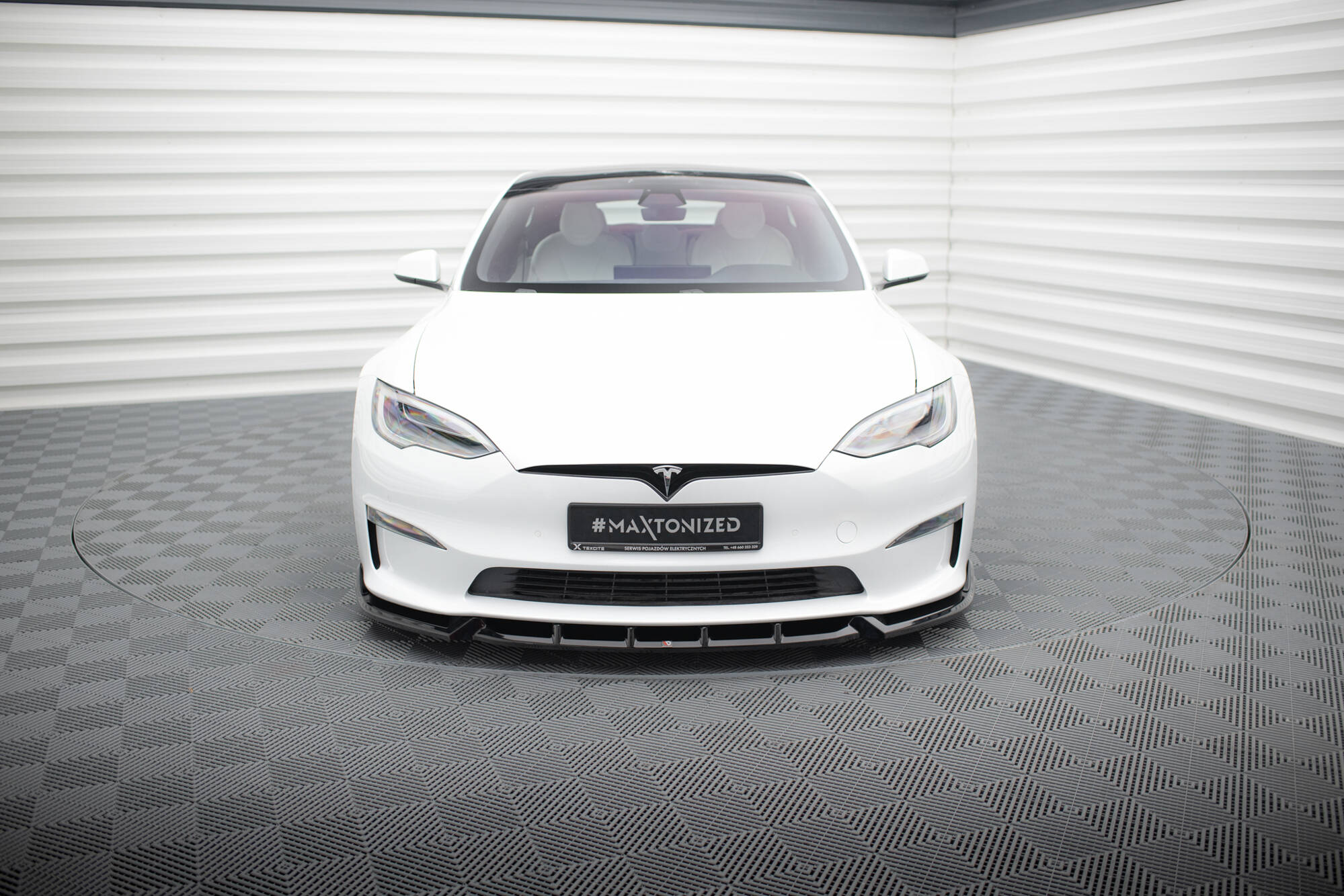 Front Splitter V.1 Tesla Model S Plaid Mk1 Facelift