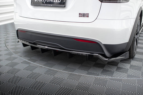 Central Rear Splitter (with vertical bars) Tesla Model X Mk1 Facelift