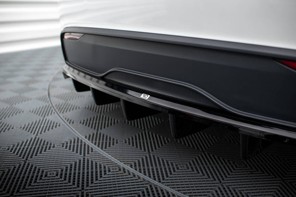Central Rear Splitter (with vertical bars) Tesla Model X Mk1 Facelift