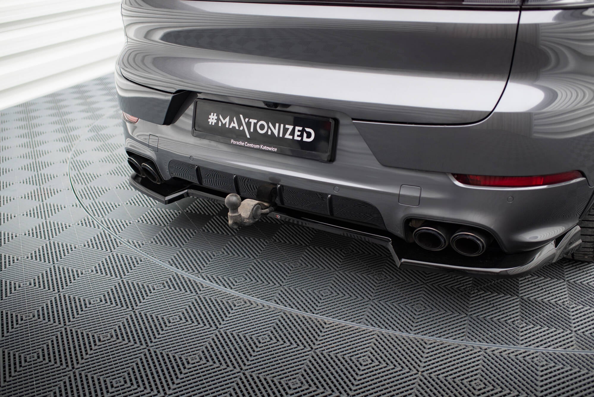 Rear Splitter Porsche Cayenne SUV / Coupe Mk3 Facelift