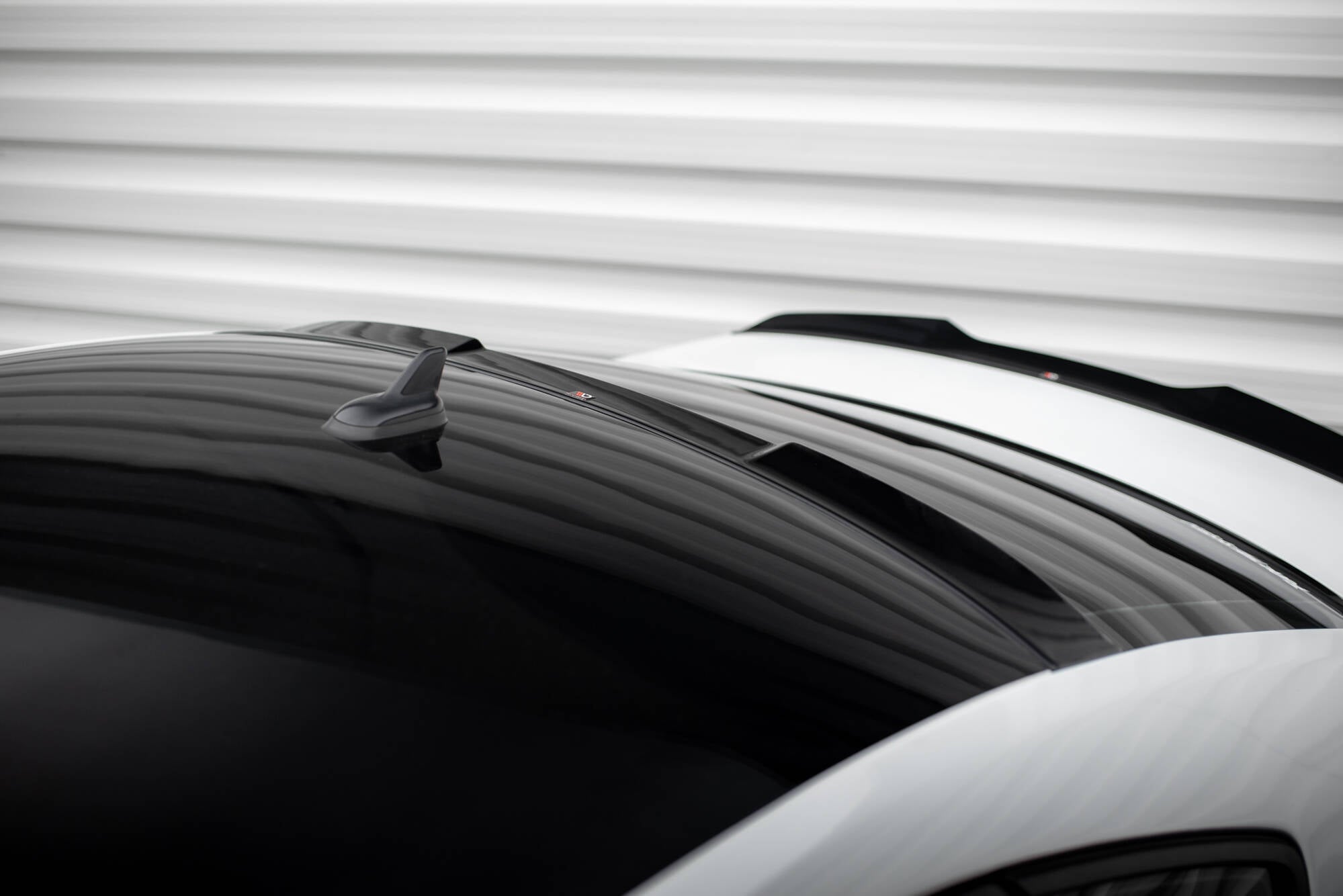 The extension of the rear window Volkswagen Passat GT B8 Facelift USA