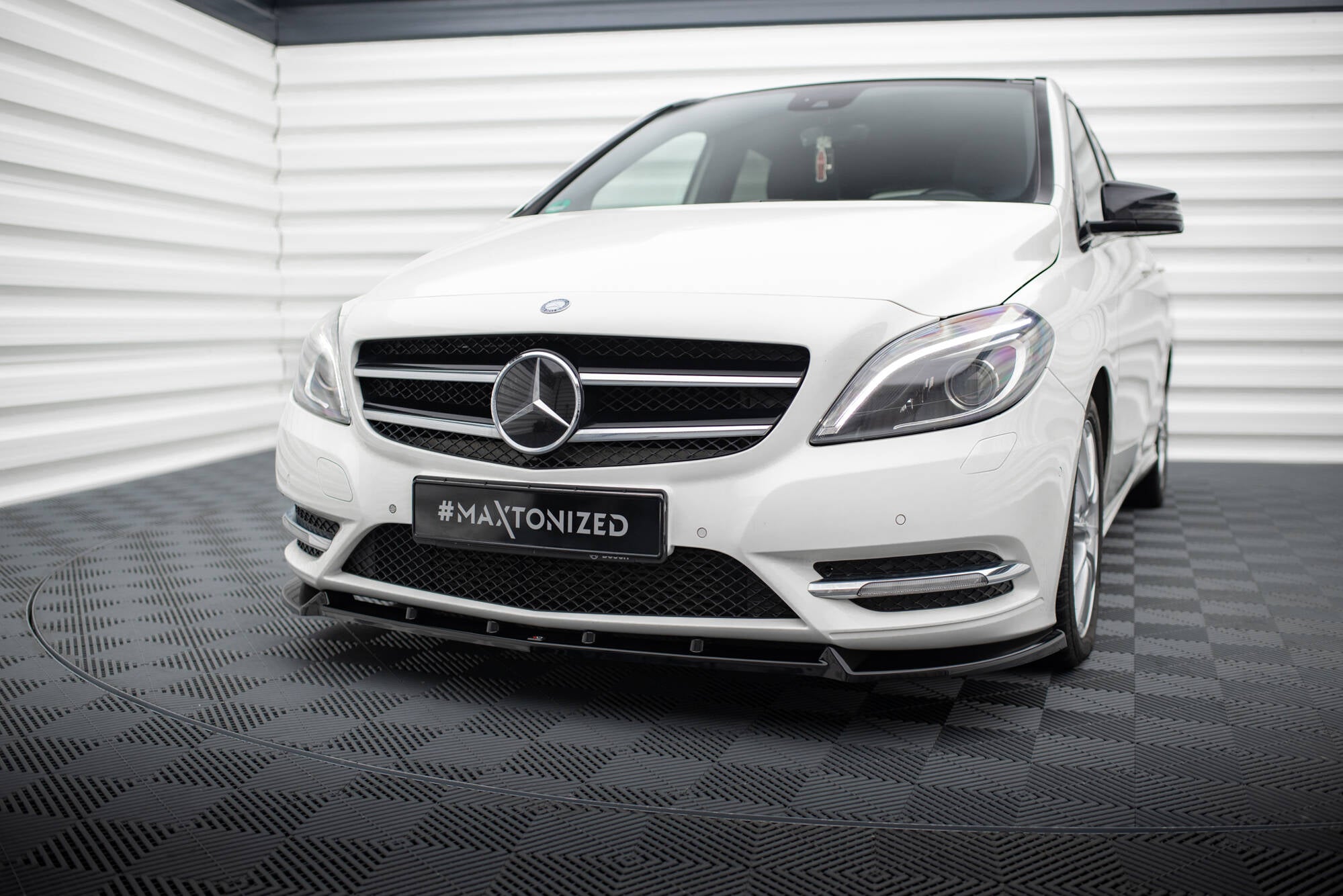 Front Splitter Mercedes-Benz B W246