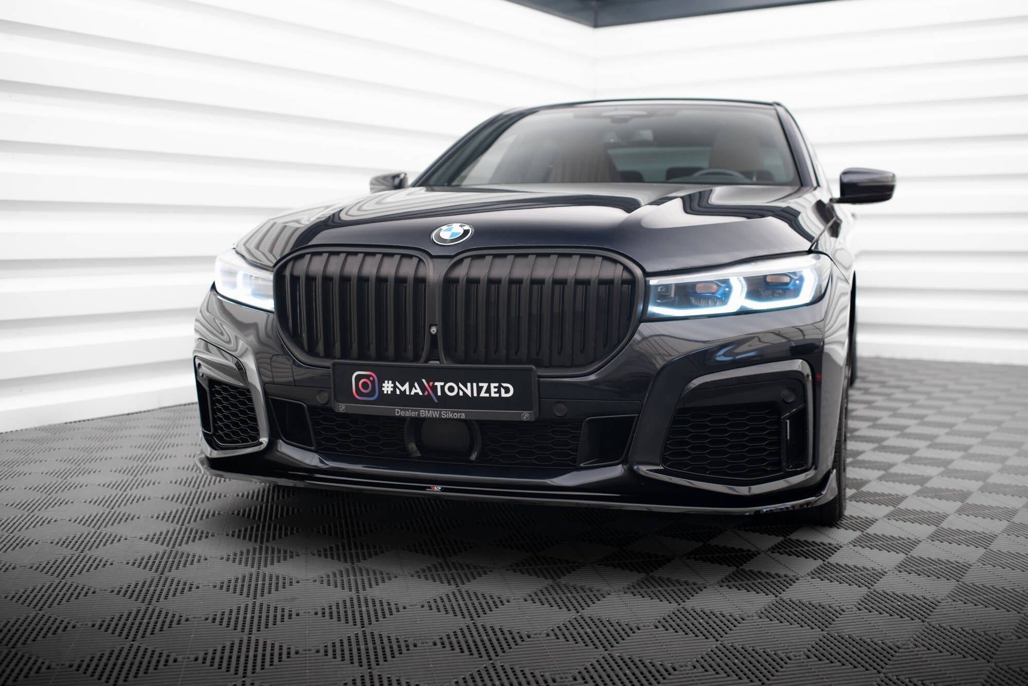 Front Splitter V.4 BMW 7 M-Pack G11 / G12 Facelift