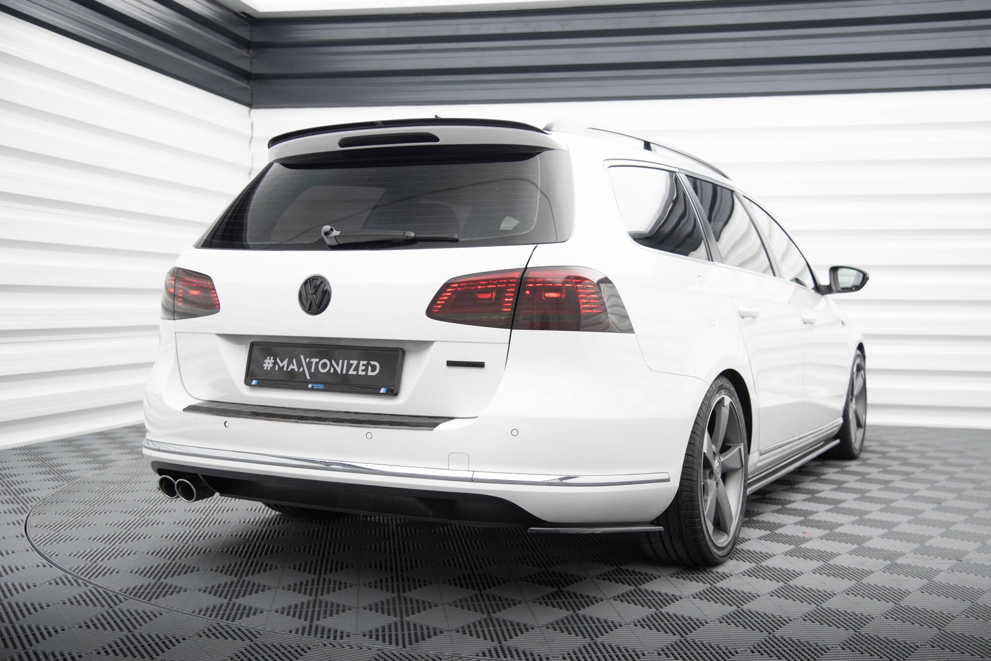 Rear Side Splitters Volkswagen Passat Variant B7