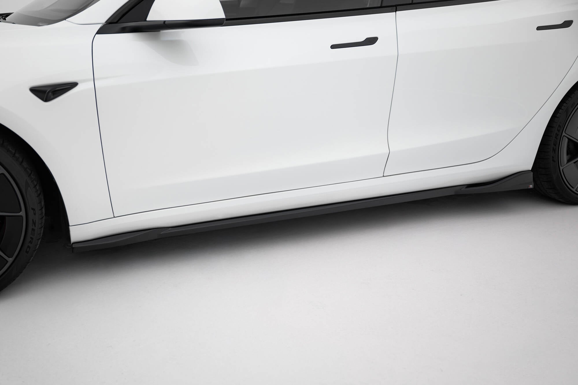 Side Skirts Diffusers V.1 Tesla Model 3 Performance Mk1 Facelift