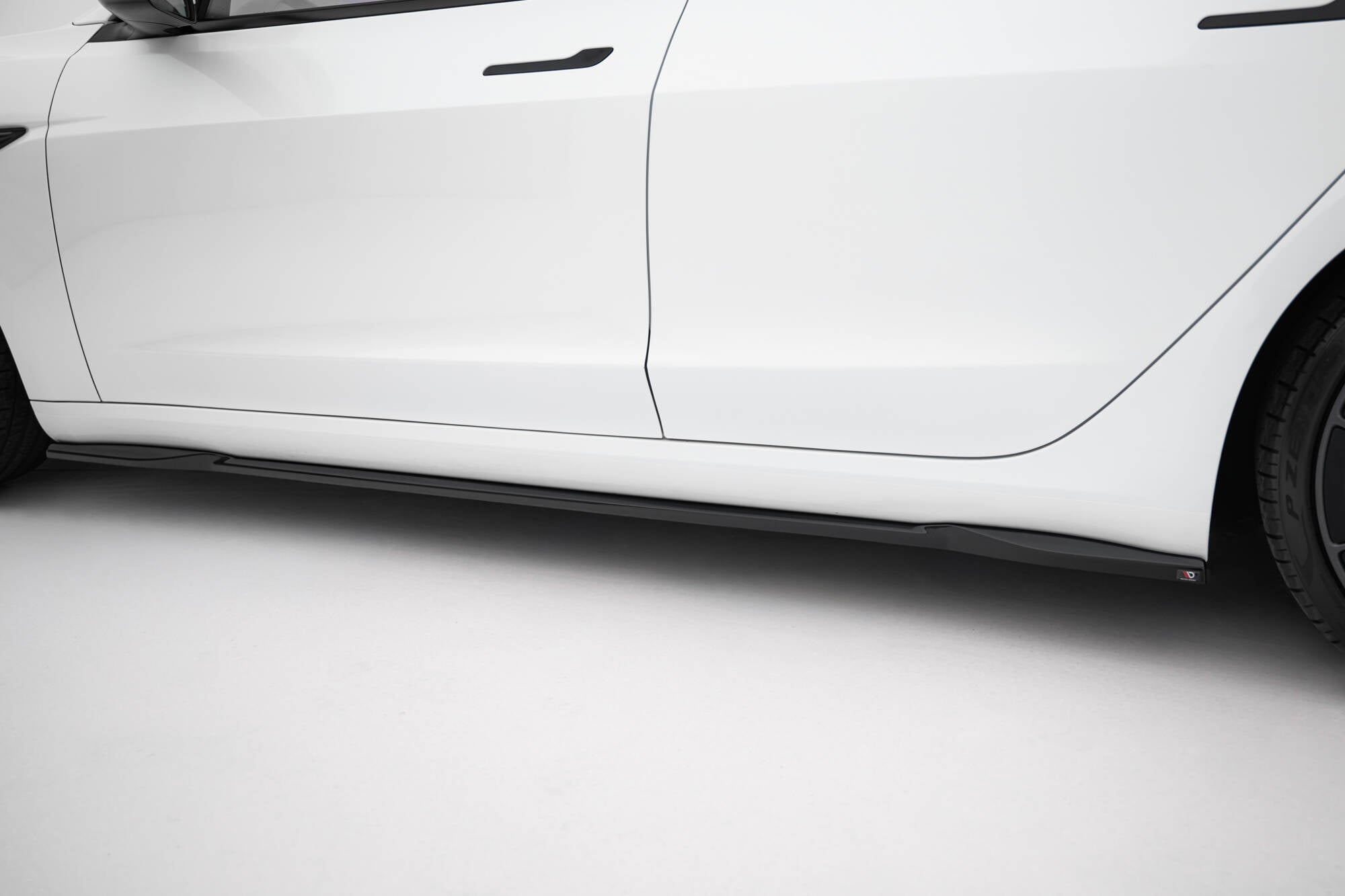 Side Skirts Diffusers V.2 Tesla Model 3 Performance Mk1 Facelift