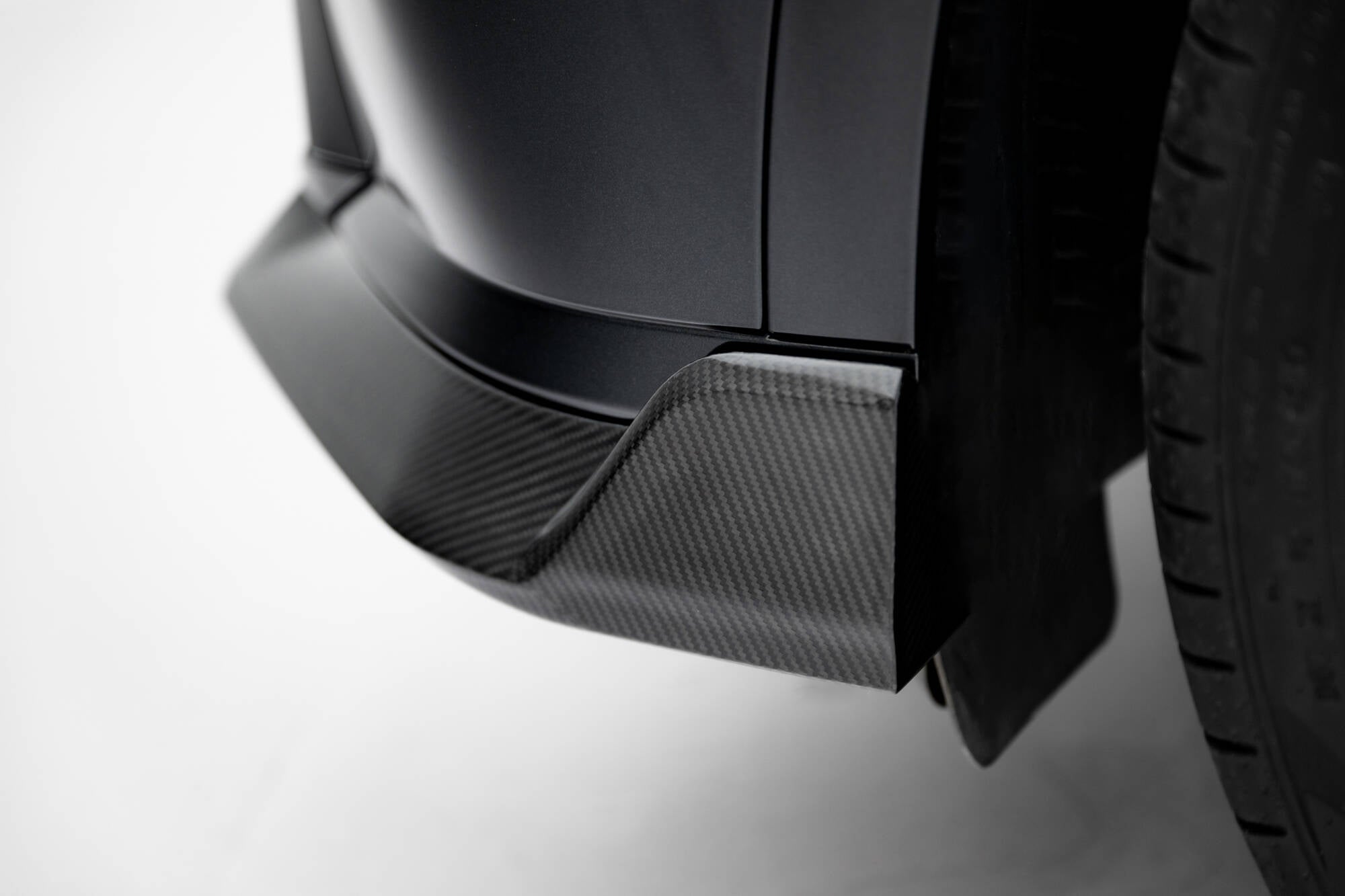 Prepreg Carbon Fiber Rear Diffuser BMW X7 M-Pack G07 Facelift