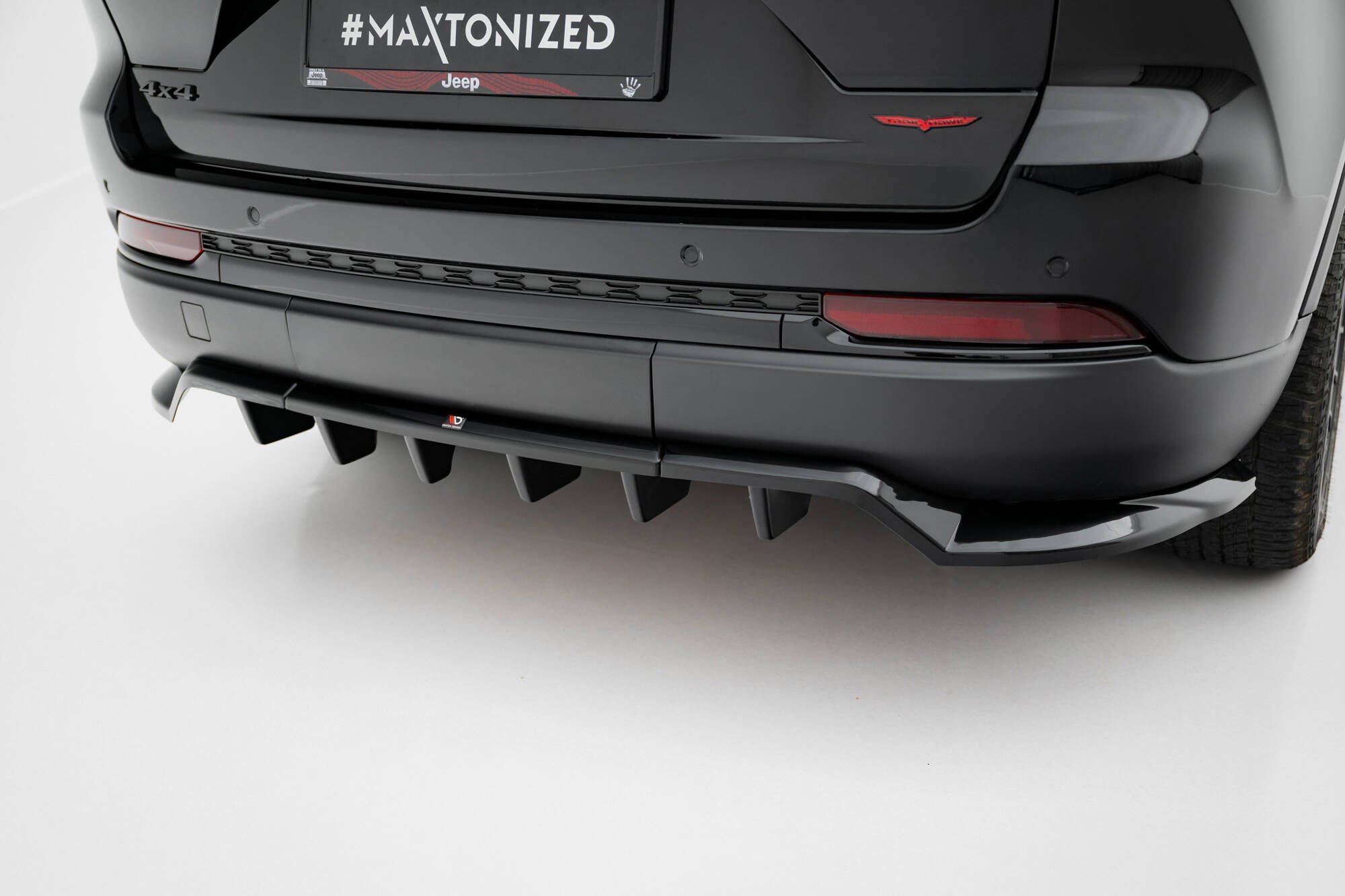 Rear Splitter (with vertical bars) Jeep Grand Cherokee Trailhawk Mk5