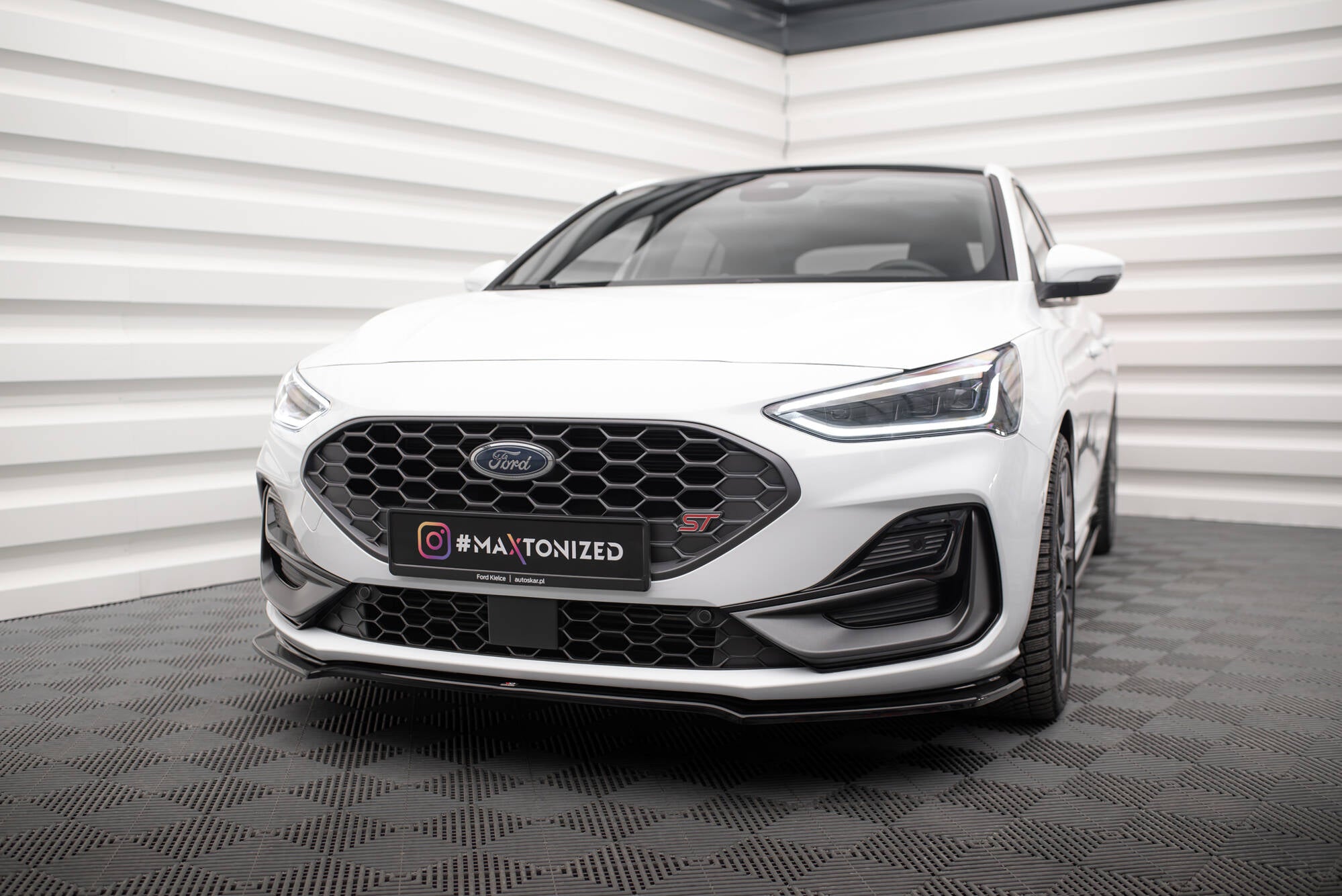 Front Splitter V.1 Ford Focus ST / ST-Line Mk4 Facelift