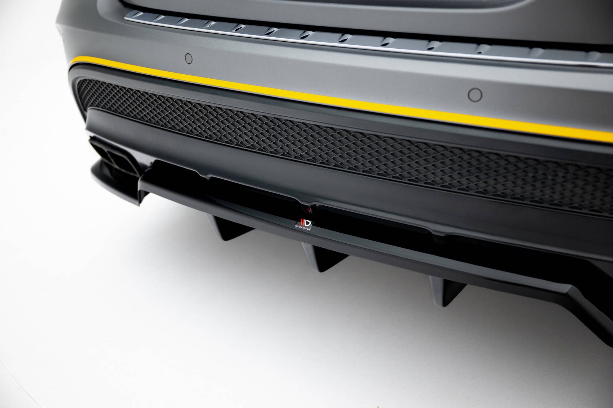 Rear Splitter (with vertical bars) V.2 Mercedes-Benz GLA 45 AMG X156