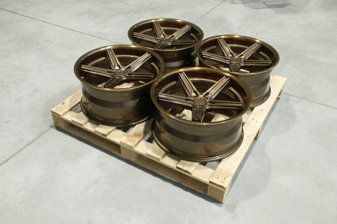 Set of CVR9 20x9,5 ET35 5x112 Glossy Bronze