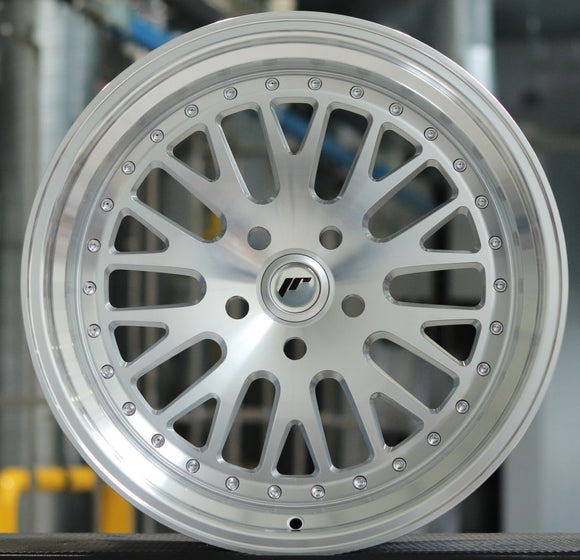 JR Wheels JR10 18x10,5 Silver w/Machined Lip