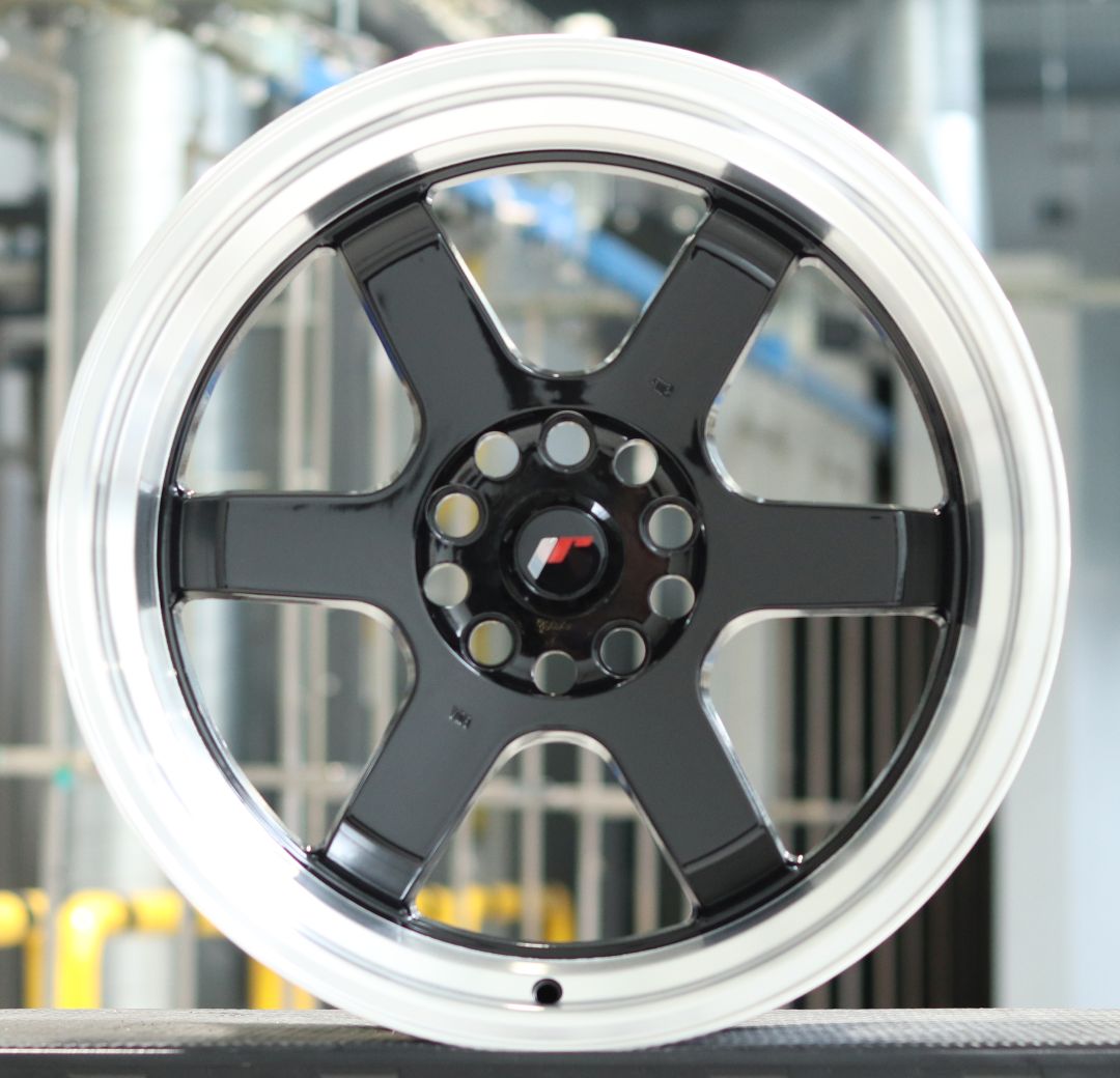 JR Wheels JR12 18x10 Gloss Black